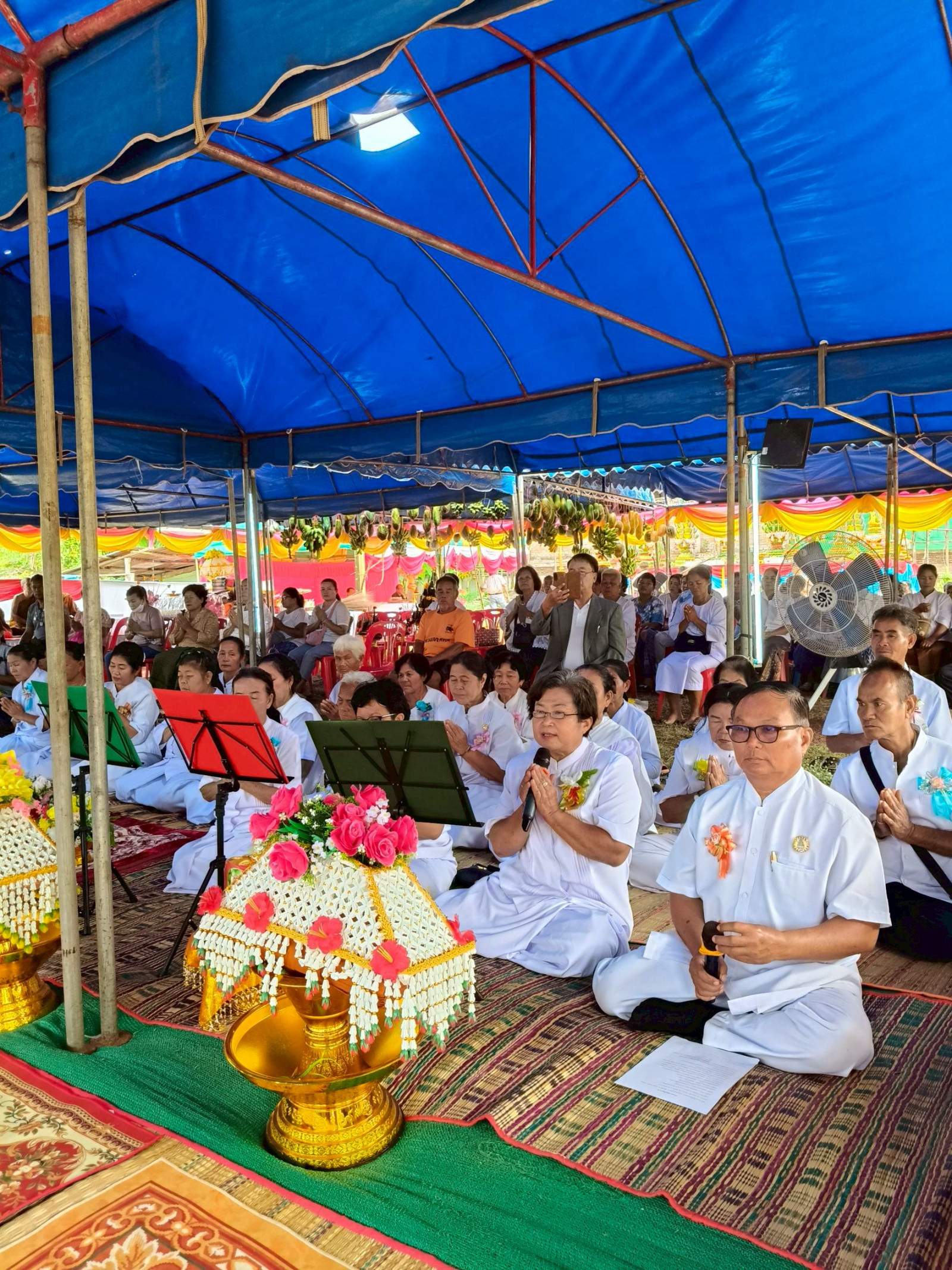 ภาพร่วมพิธีกรรมวัดดอนมุย