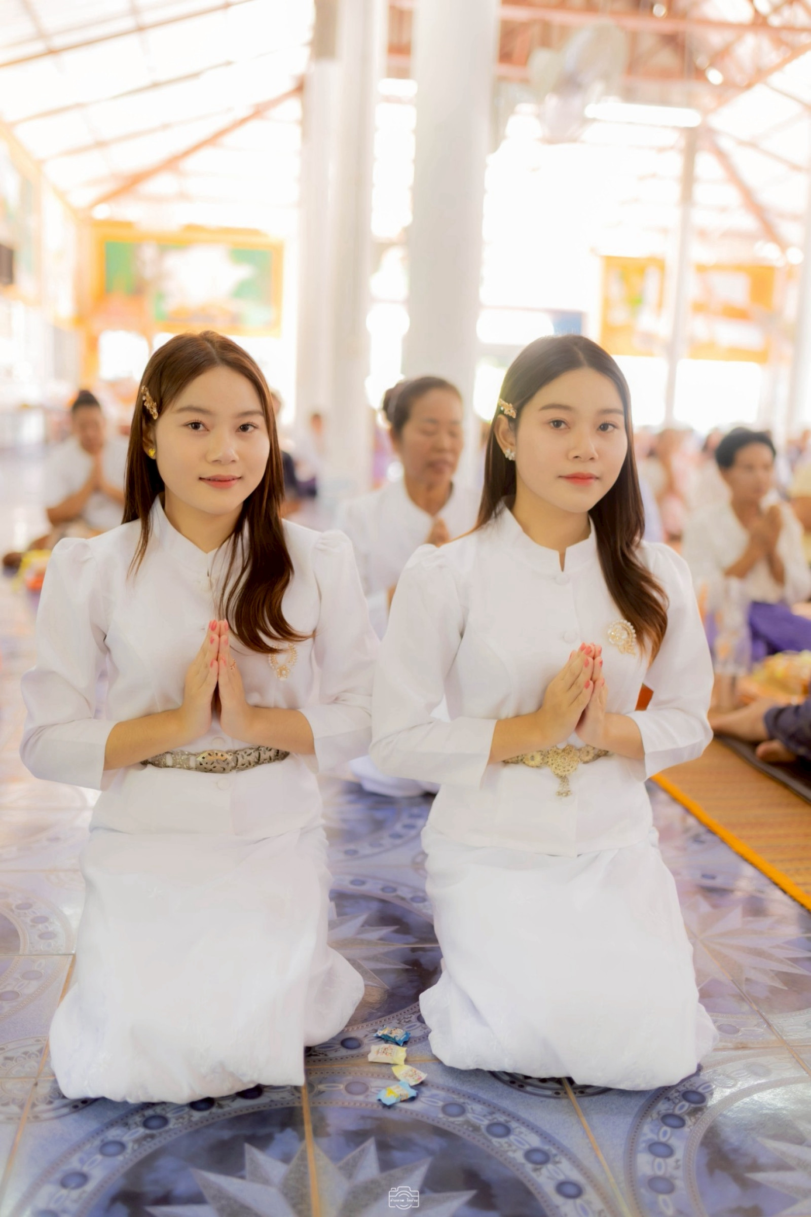 ภาพร่วมพิธีกรรมวัดแสงมณีวนาราม