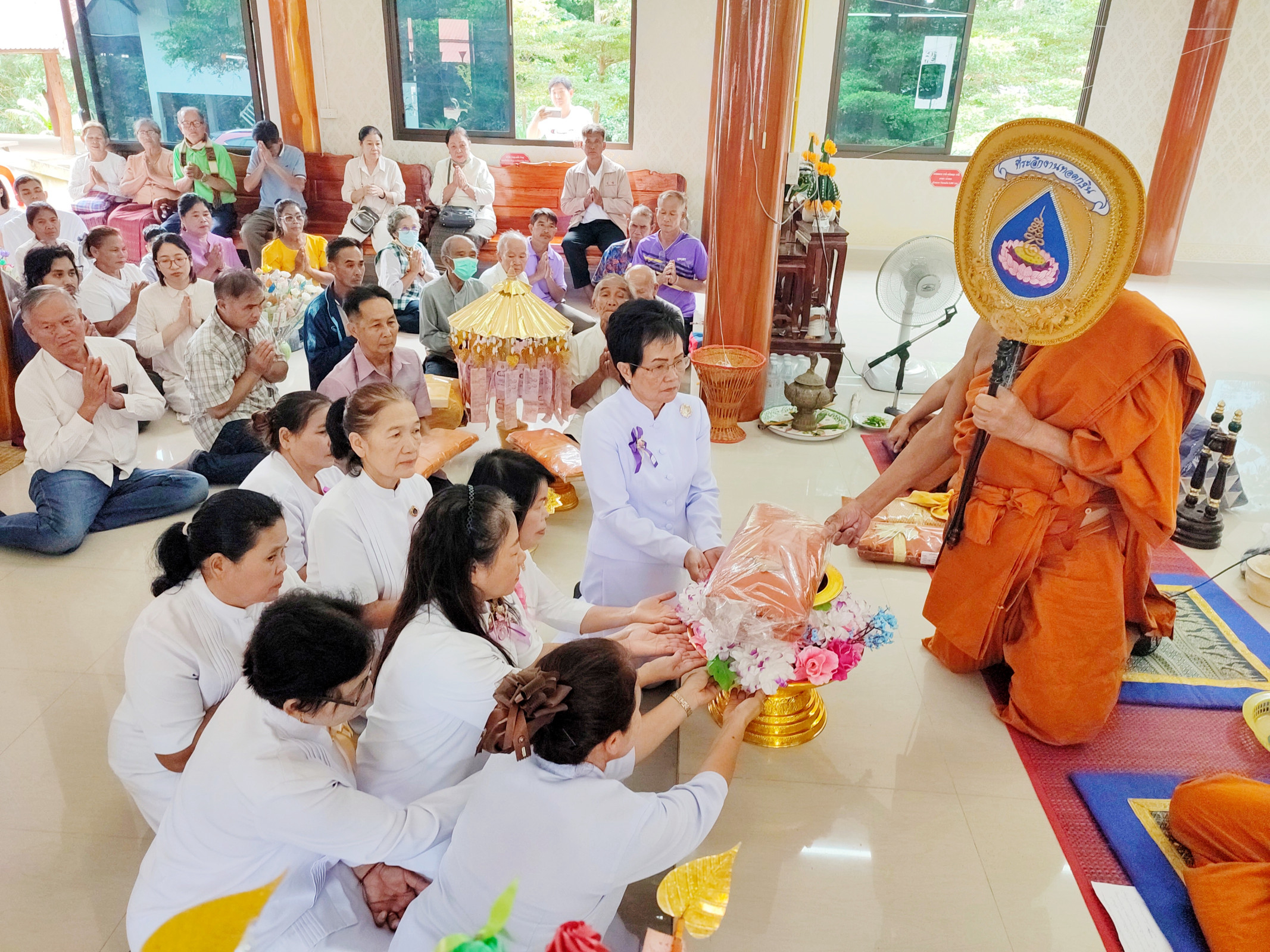ภาพร่วมพิธีกรรมวัดนาประชุม