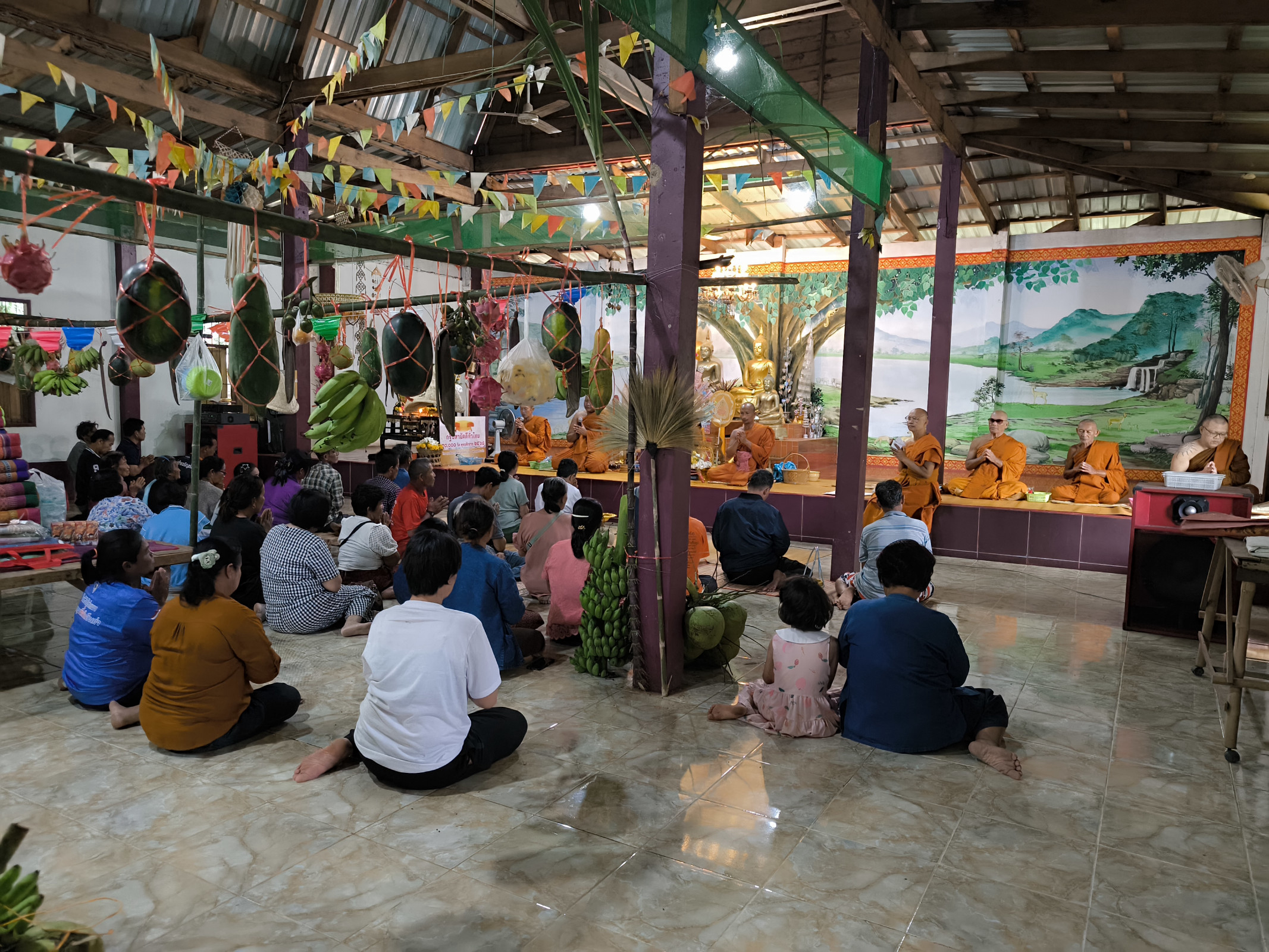 ภาพร่วมพิธีกรรมวัดดอนโปง