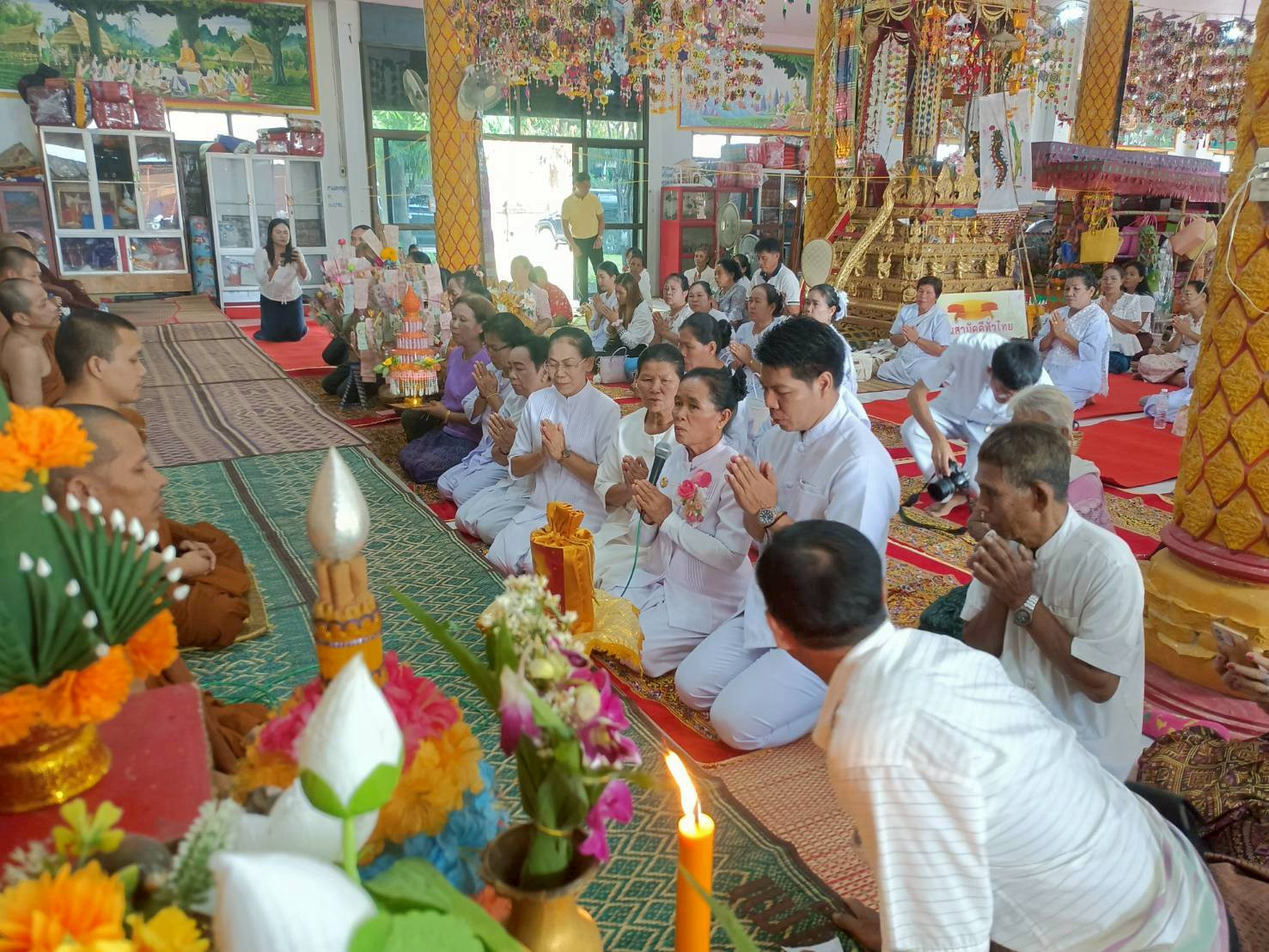 ภาพร่วมพิธีกรรมวัดป่าดอนเปลือย