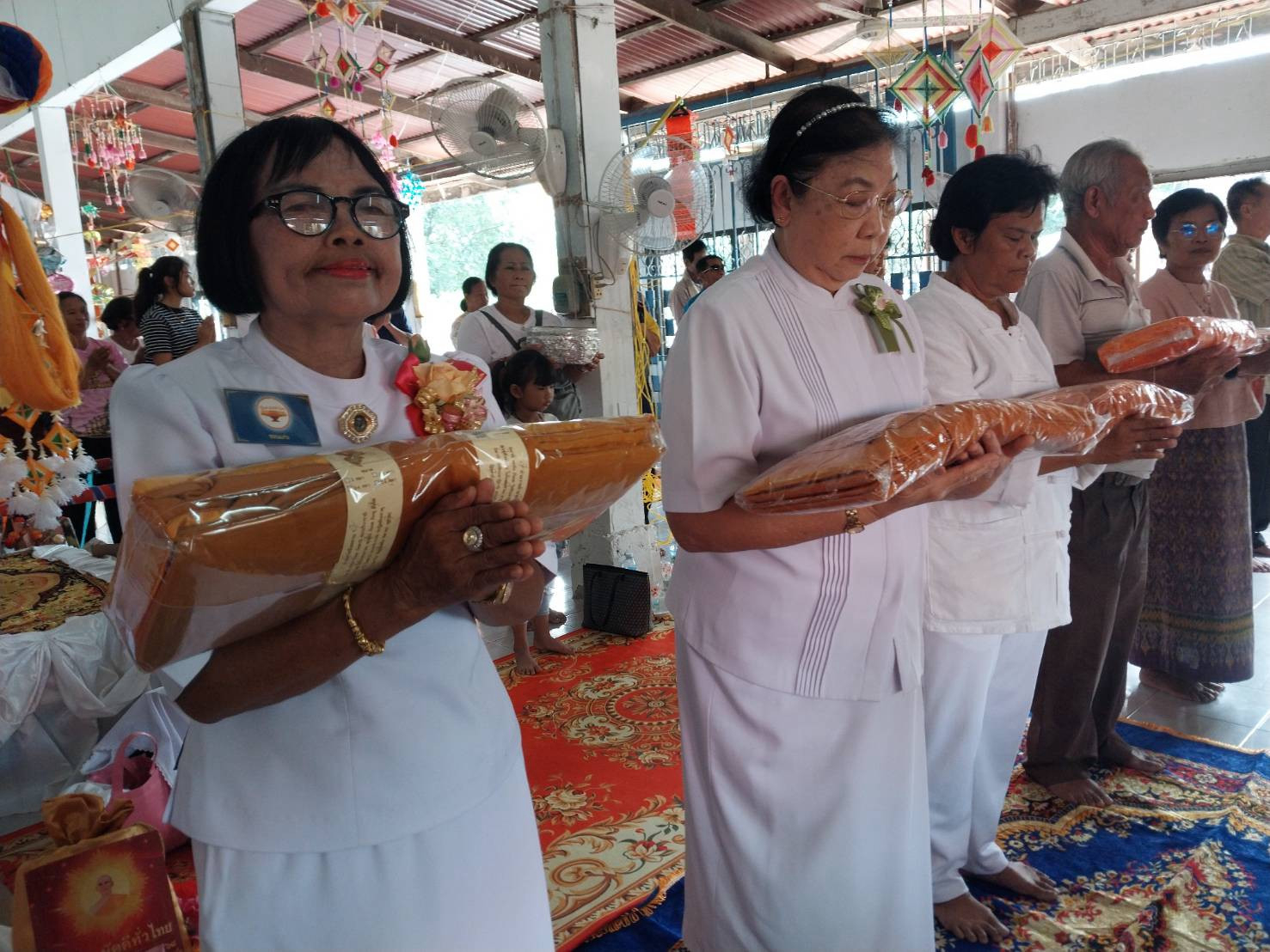 ภาพร่วมพิธีกรรมวัดนารานิวาส