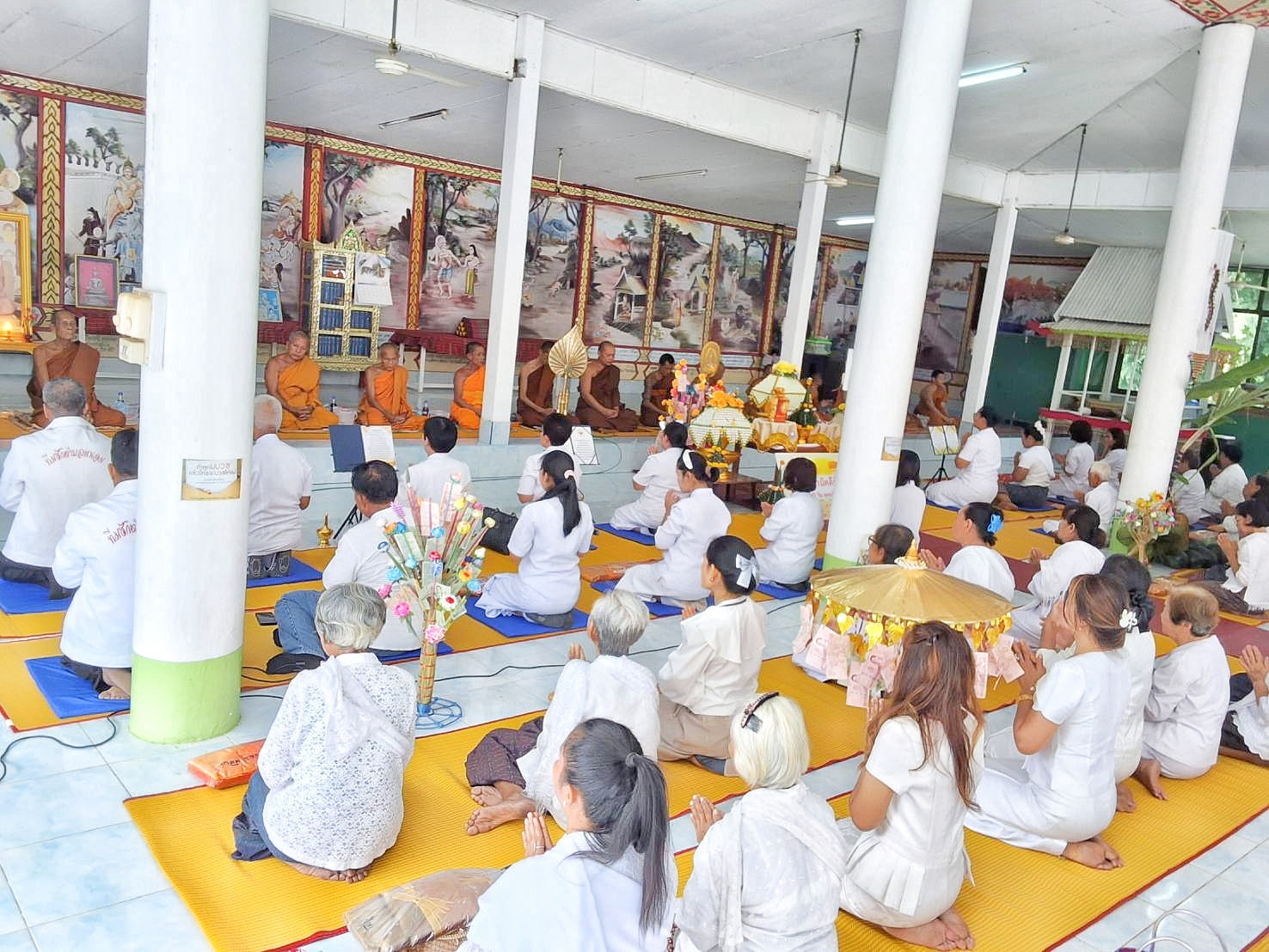 ภาพร่วมพิธีกรรมวัดศรีสุข