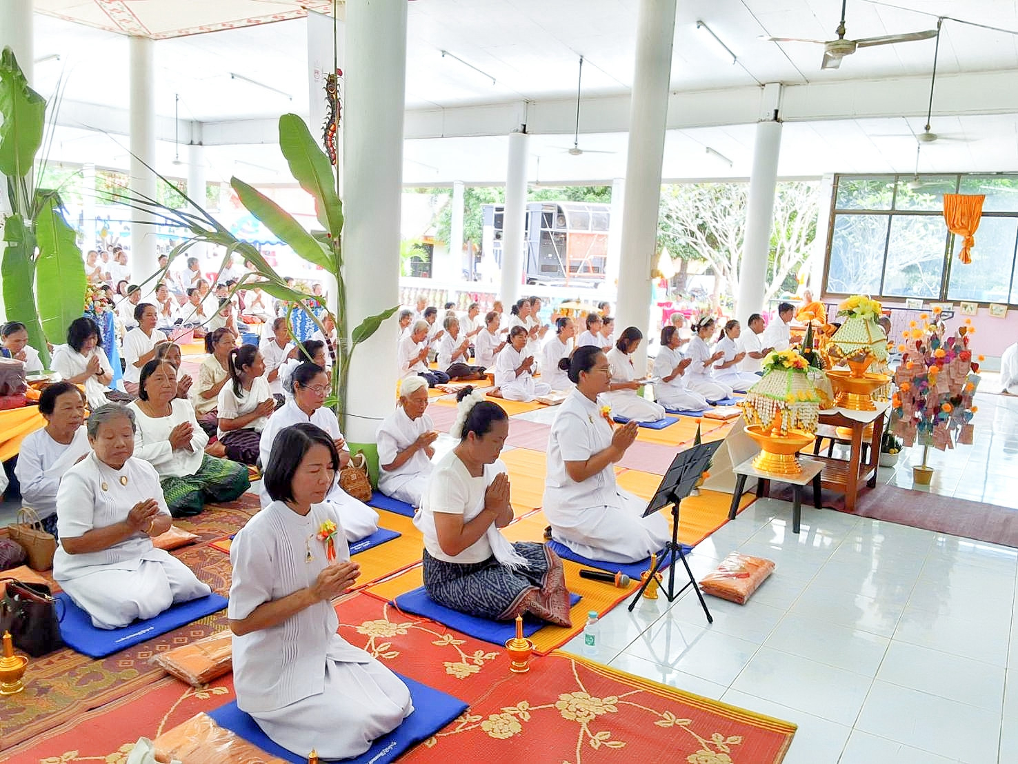 ภาพร่วมพิธีกรรมวัดศรีสุข