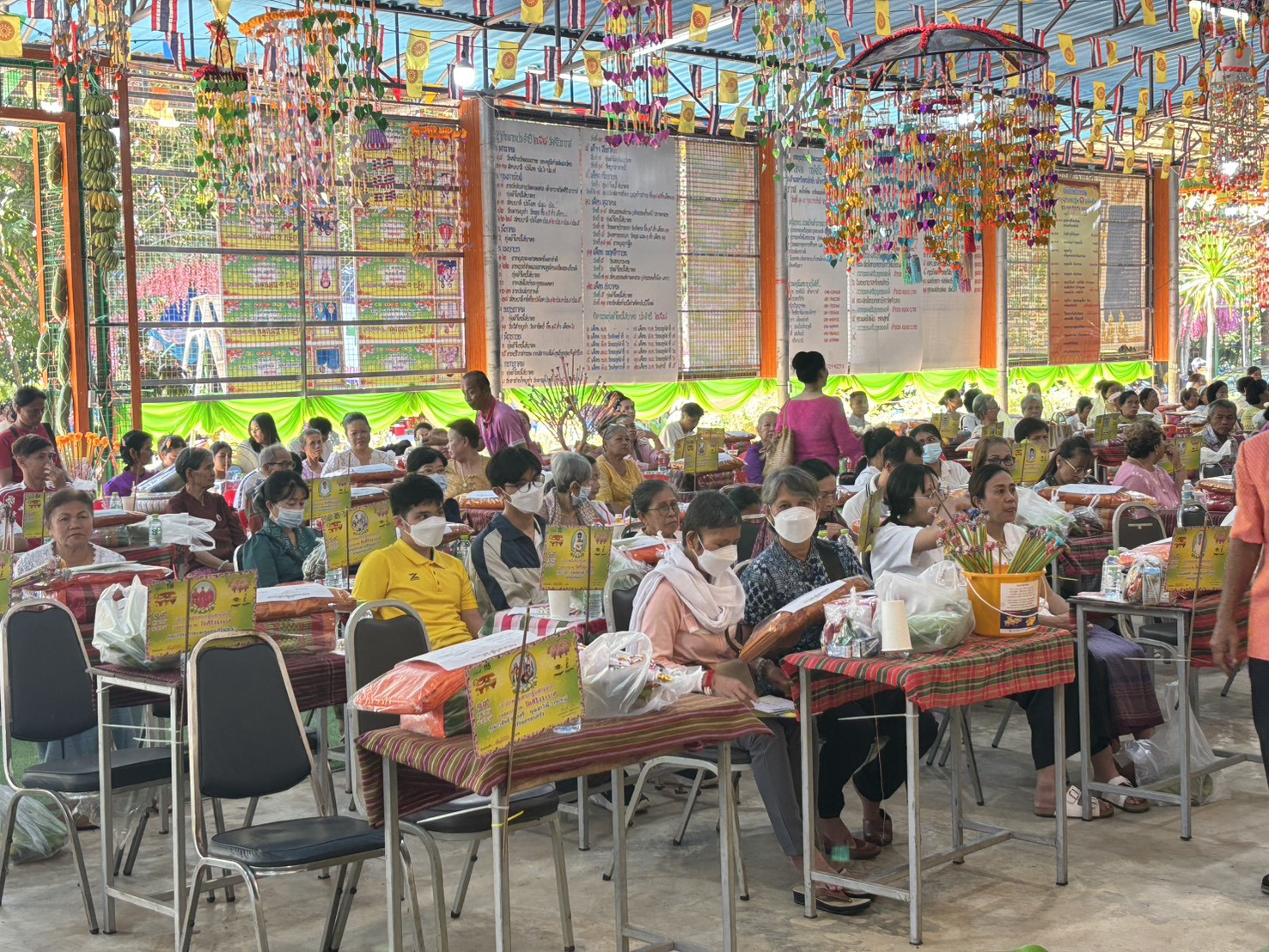 ภาพร่วมพิธีกรรมวัดศิริวราวาส