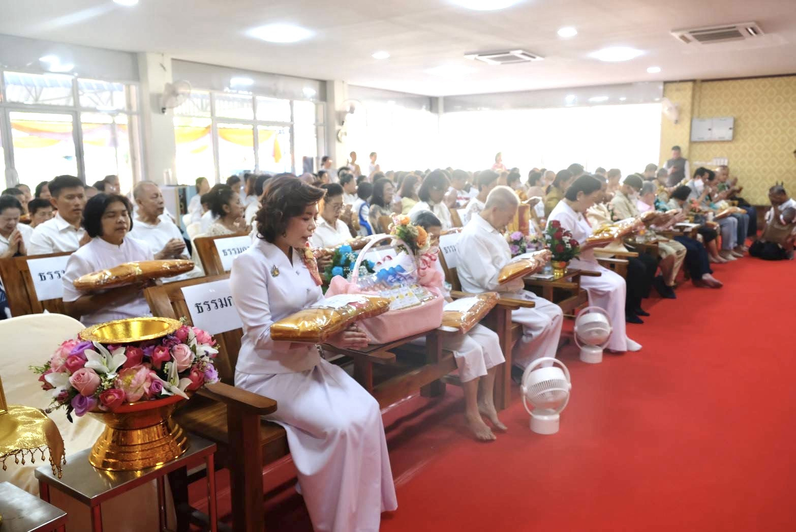 ภาพร่วมพิธีกรรมวัดบางสะแกนอก