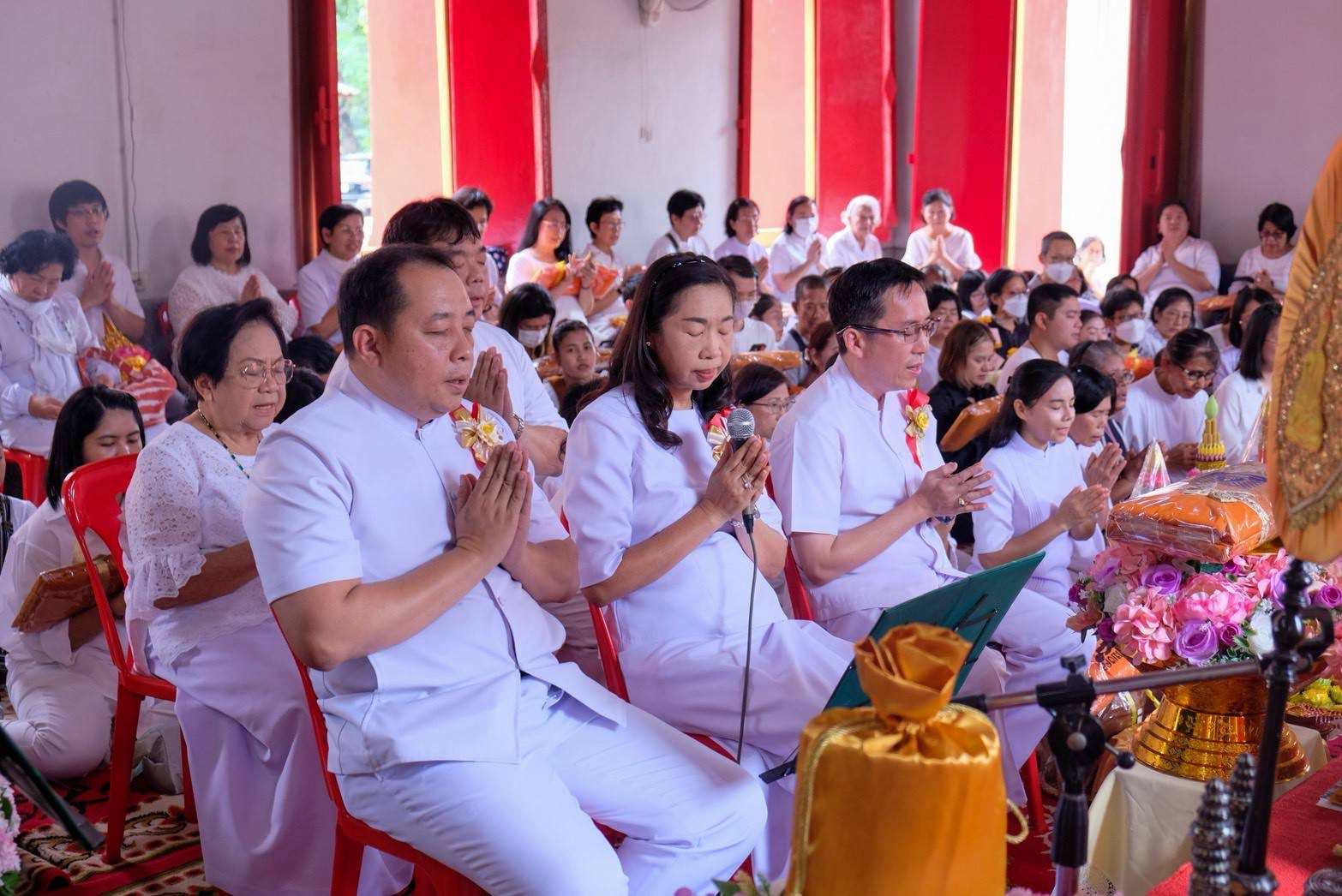 ภาพร่วมพิธีกรรมวัดทองบางระมาด