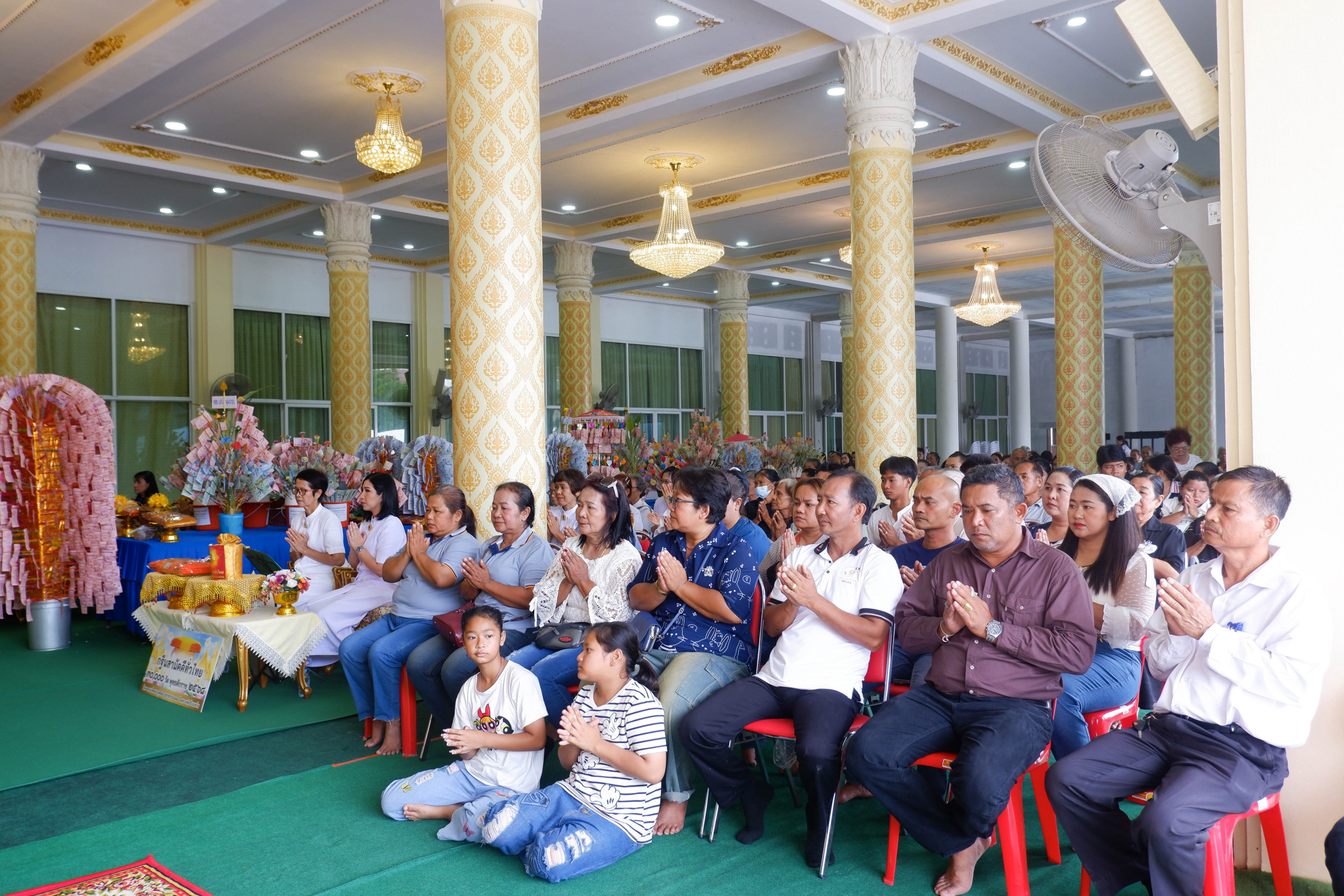 ภาพร่วมพิธีกรรมวัดดอนมะกอก