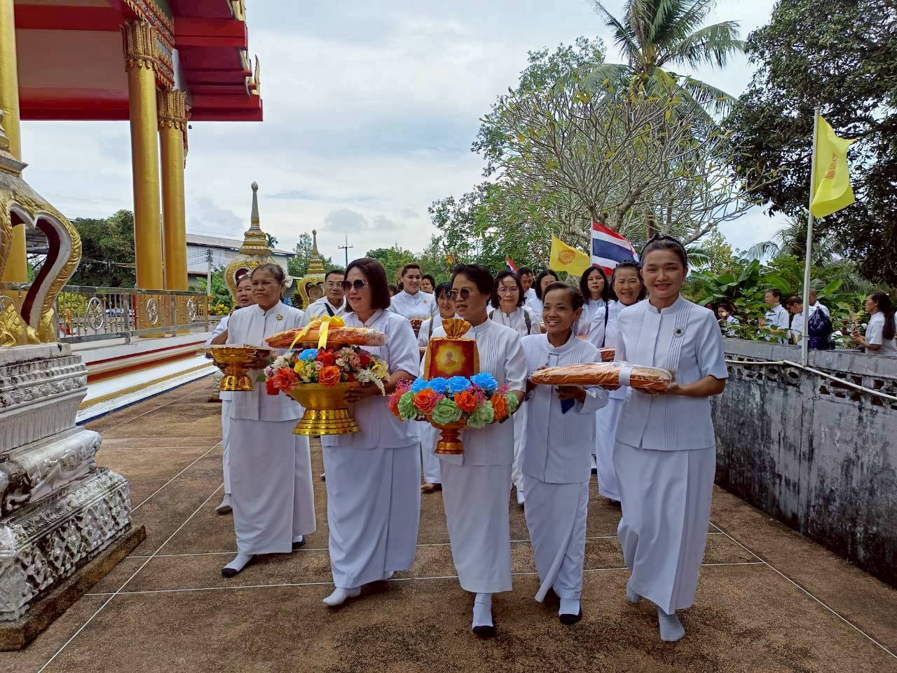 ภาพร่วมพิธีกรรมวัดพญาบน