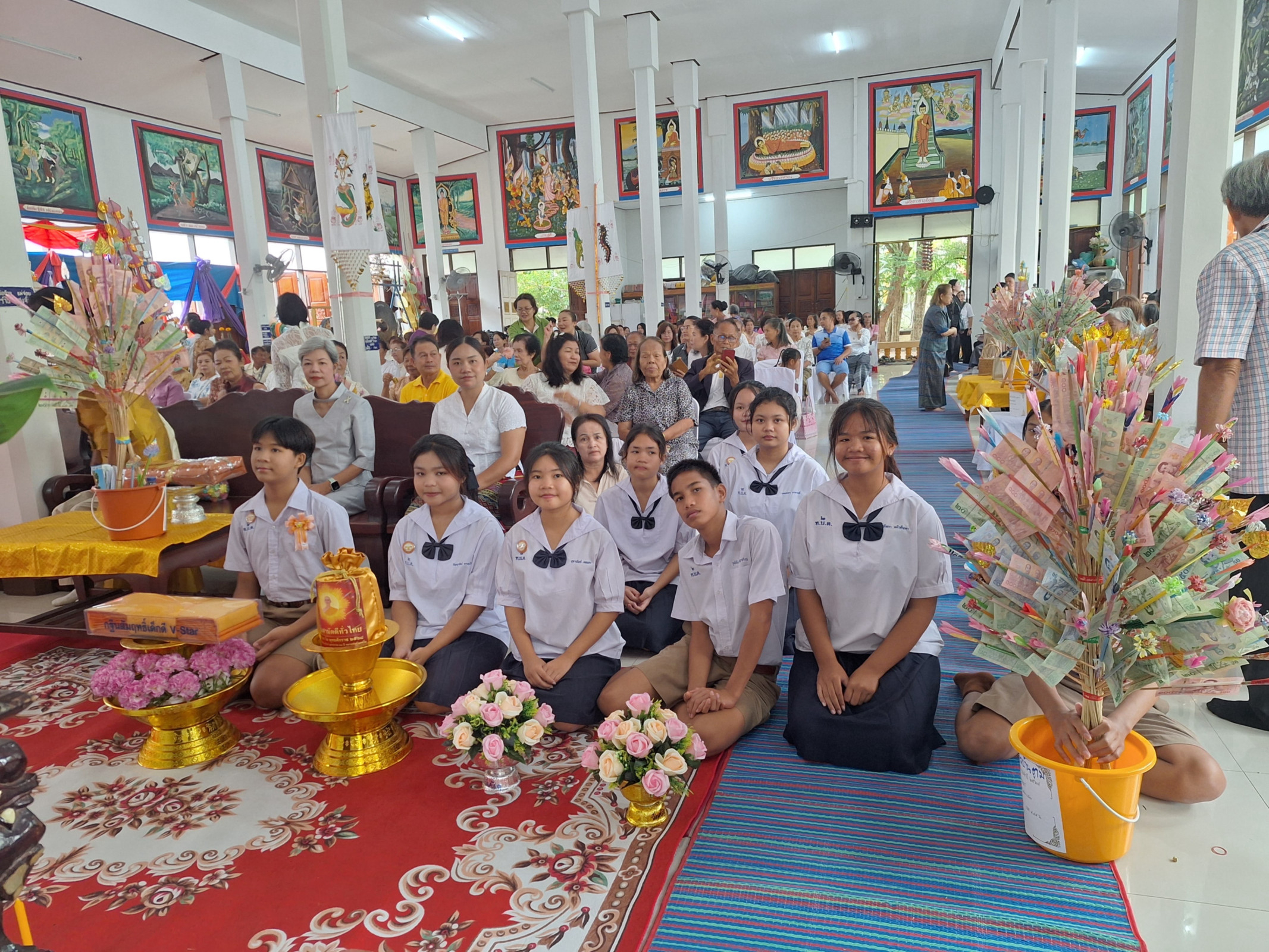 ภาพร่วมพิธีกรรมวัดศรีธาตุ