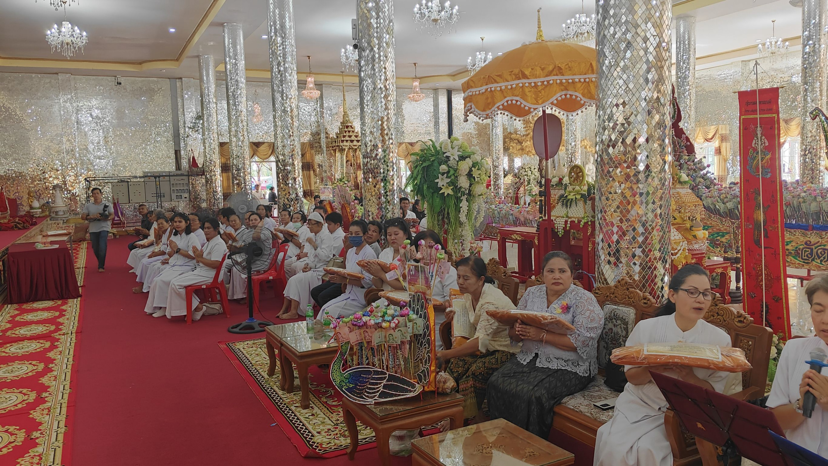 ภาพร่วมพิธีกรรมวัดขุนไทยธาราม