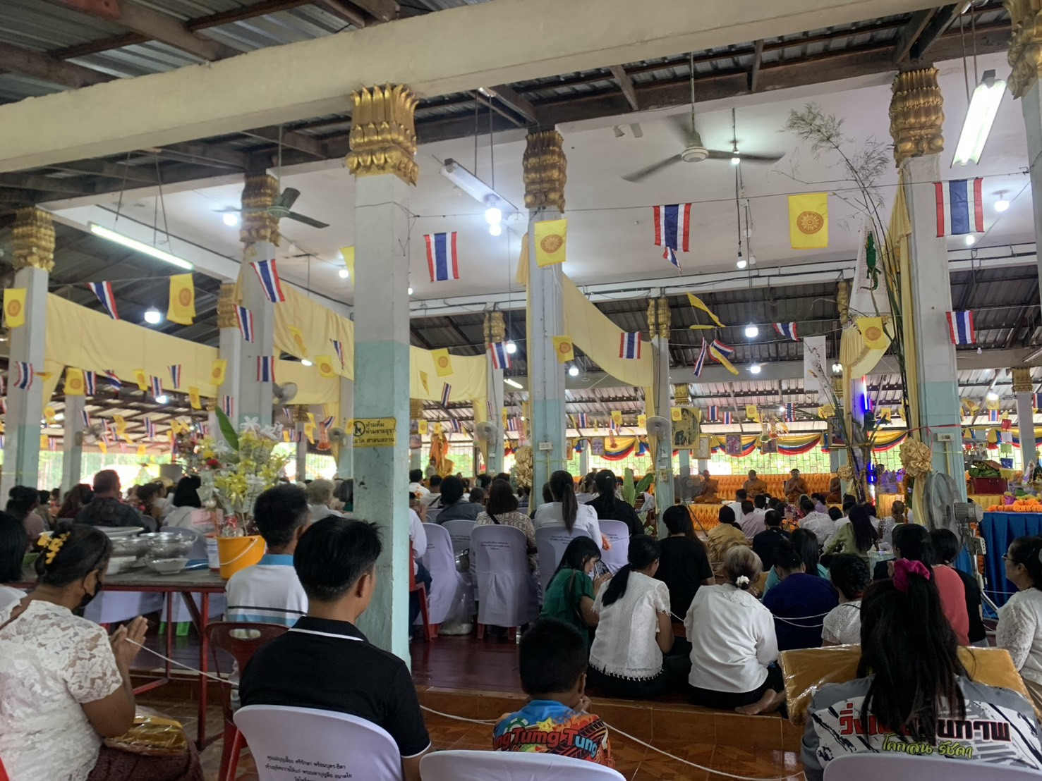 ภาพร่วมพิธีกรรมวัดโพธาราม