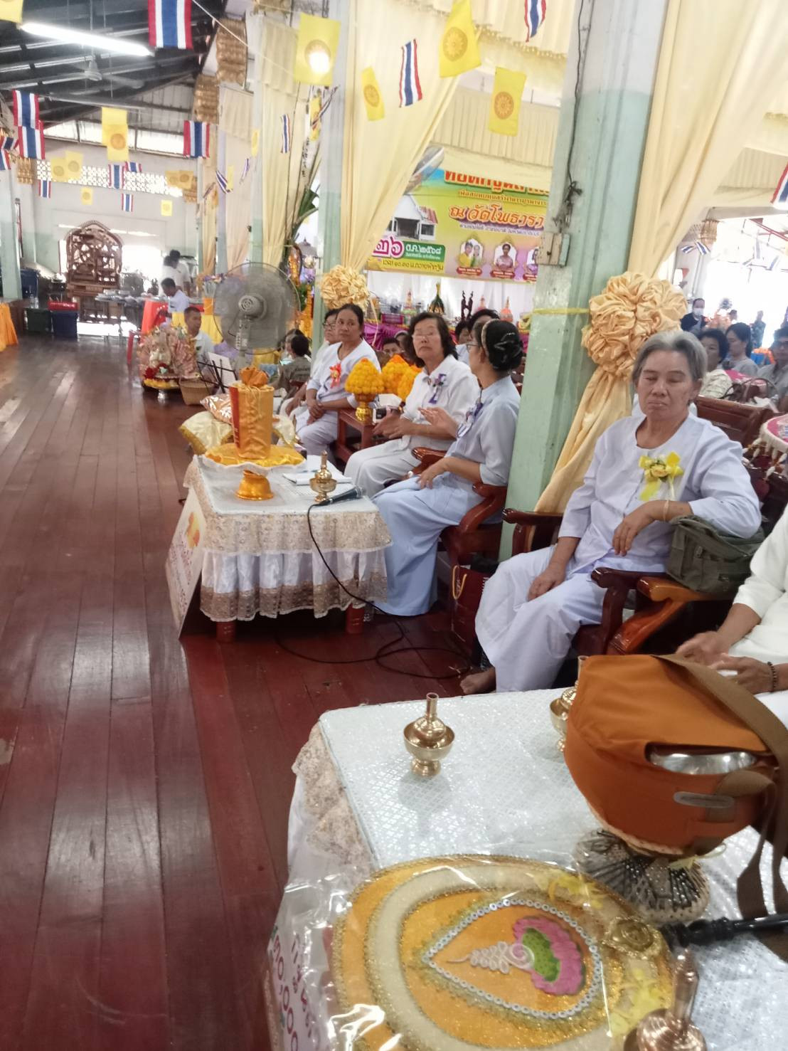 ภาพร่วมพิธีกรรมวัดโพธาราม