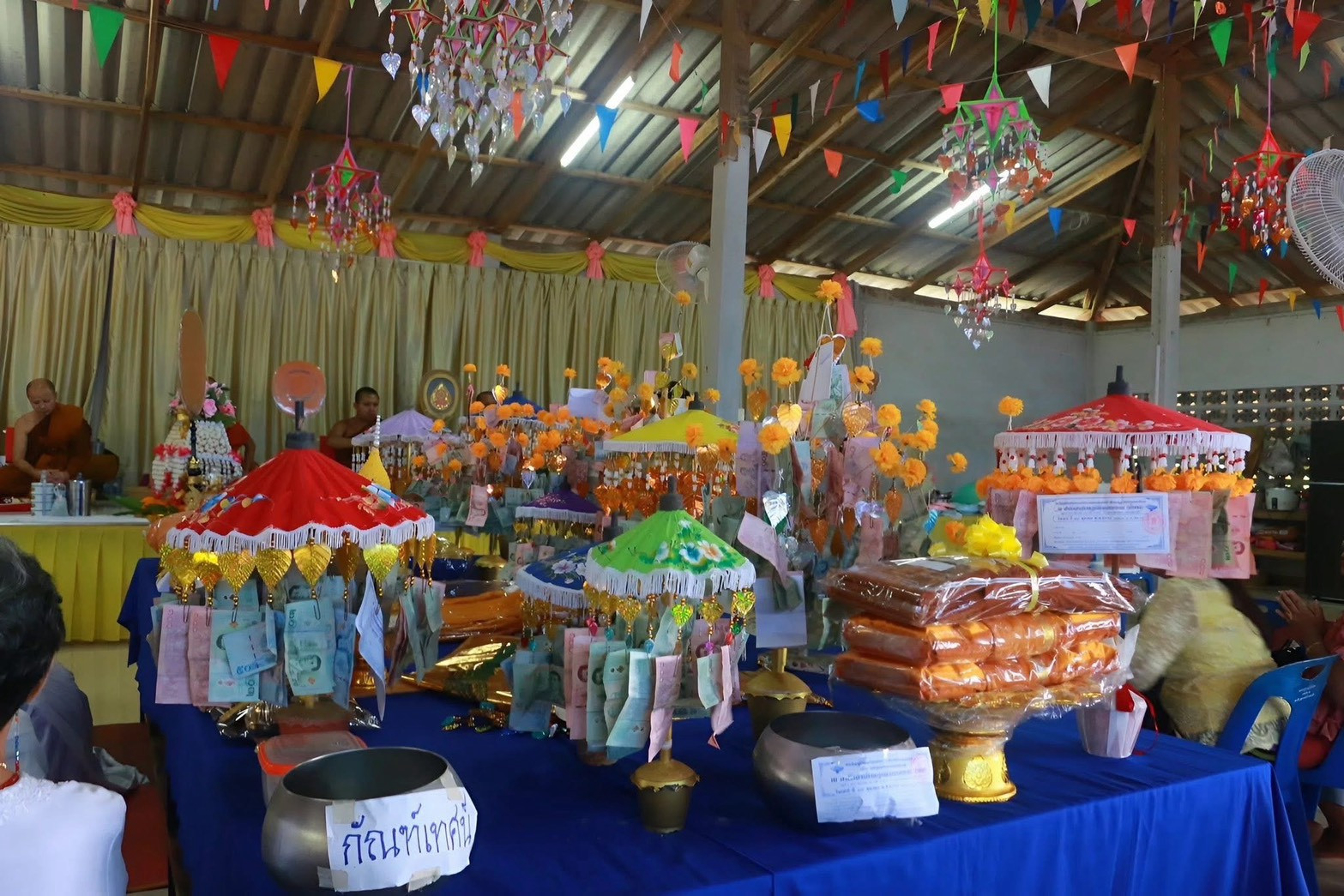 ภาพร่วมพิธีกรรมสำนักสงฆ์ราษฎร์พัฒนาวราราม