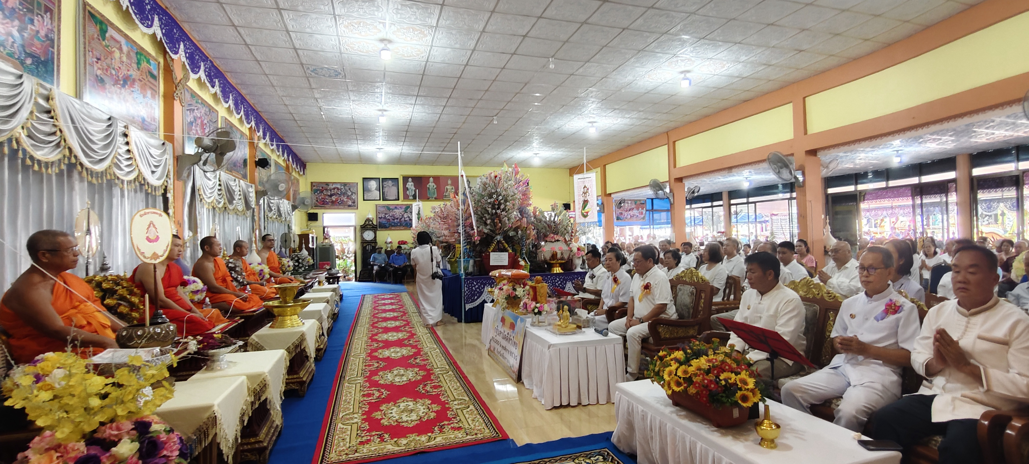 ภาพร่วมพิธีกรรมวัดป่ารวก