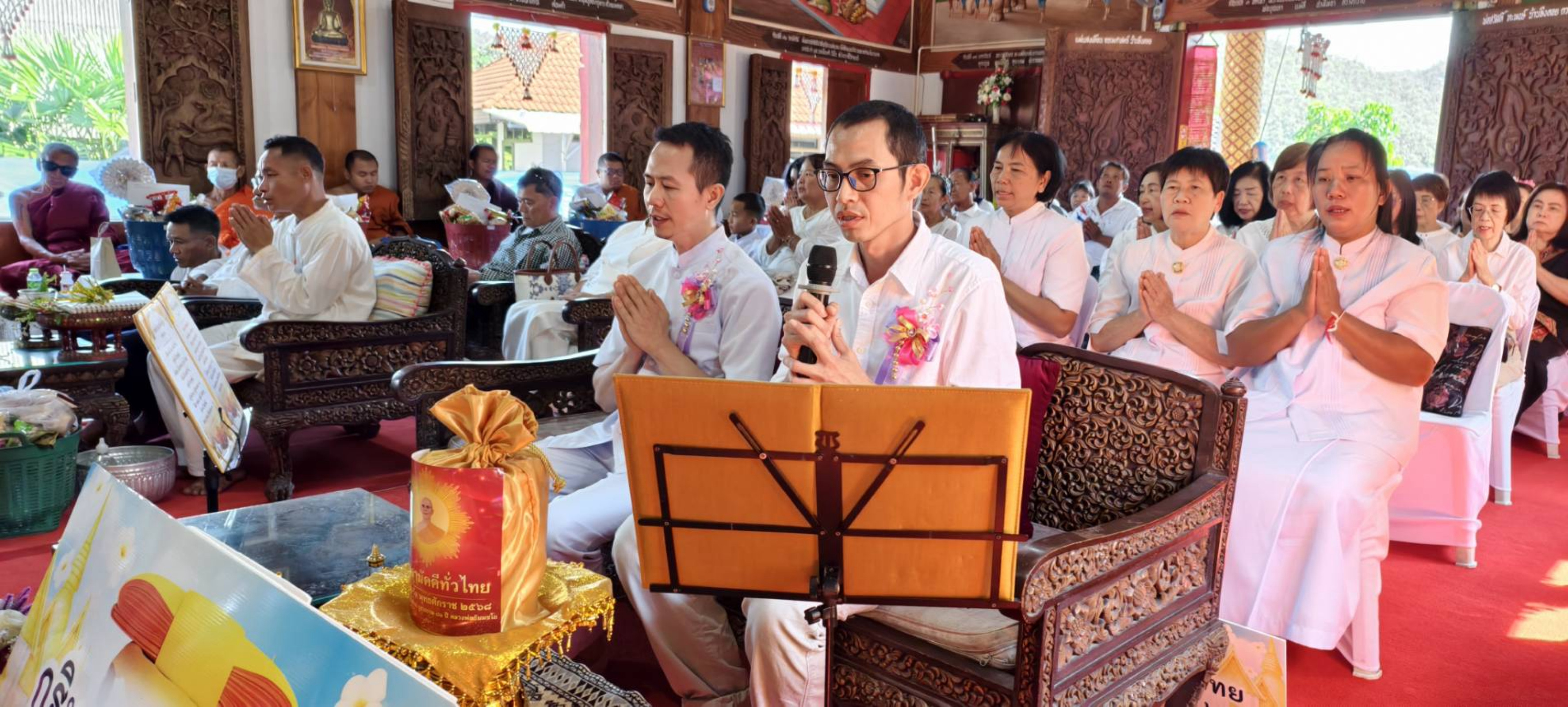 ภาพร่วมพิธีกรรมวัดห้วยส้าน