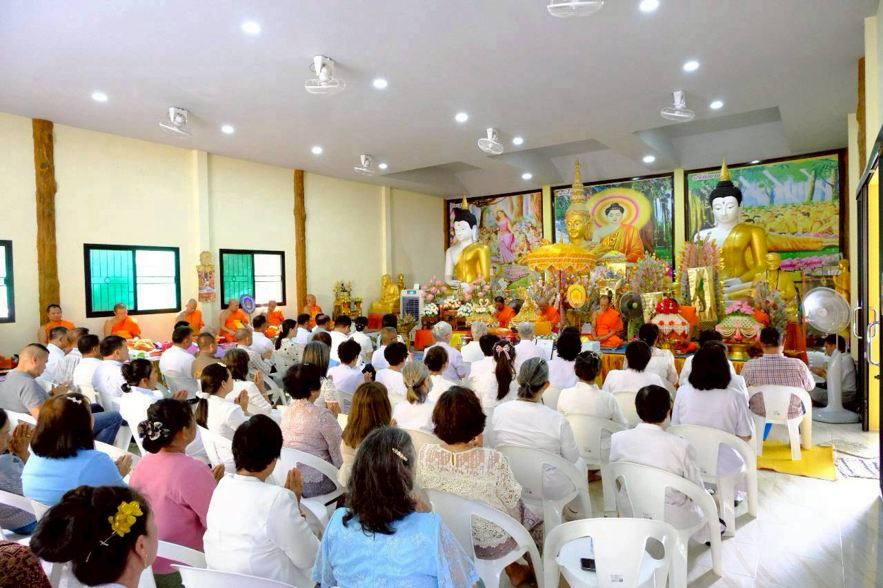 ภาพร่วมพิธีกรรมสำนักสงฆ์สวนป่าพุทธธรรม