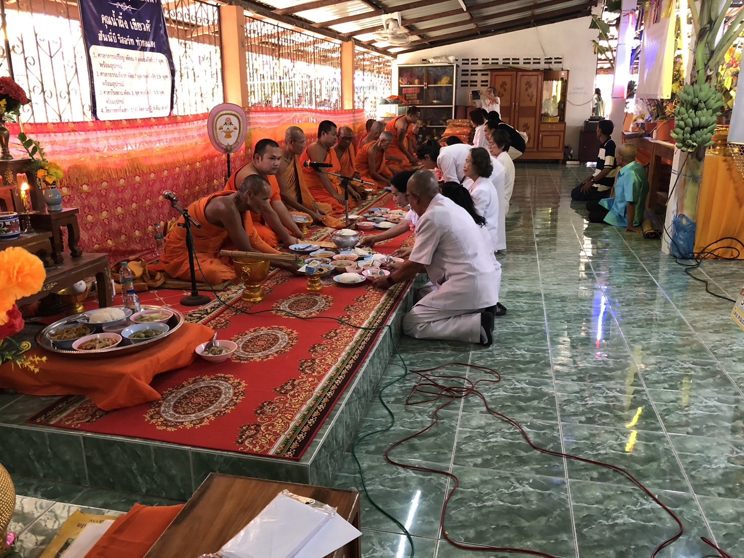 ภาพร่วมพิธีกรรมสำนักสงฆ์ท่าทองแดง
