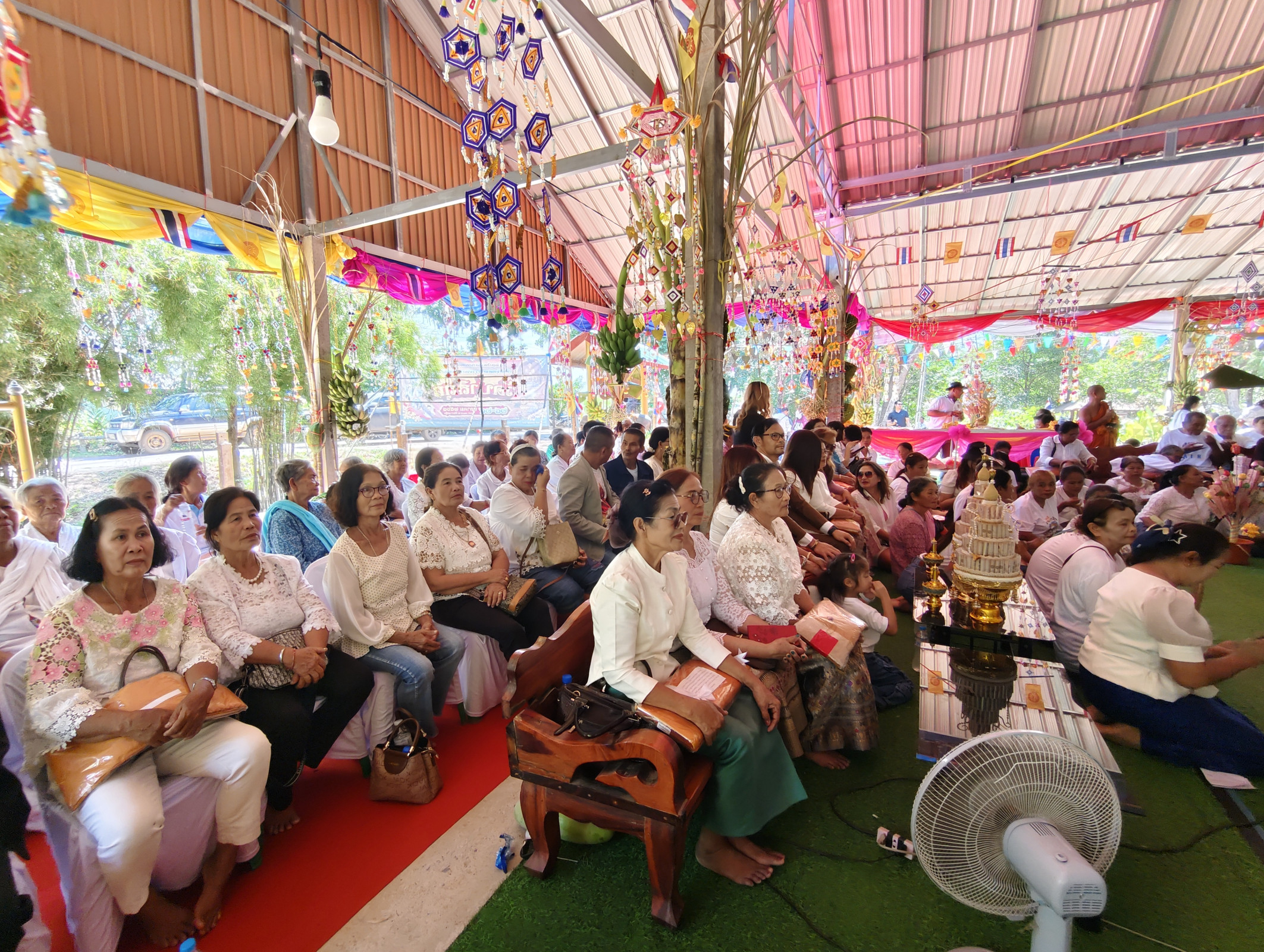 ภาพร่วมพิธีกรรมวัดป่าสีสุก