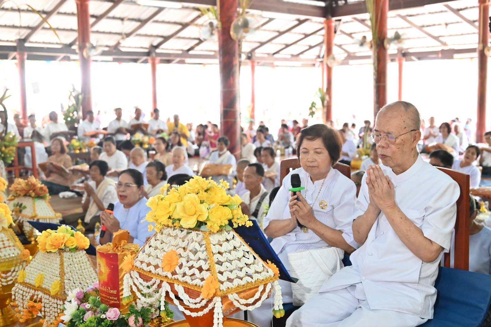 ภาพกล่าวคำถวายกฐินวัดพุทธไพรวรรณ