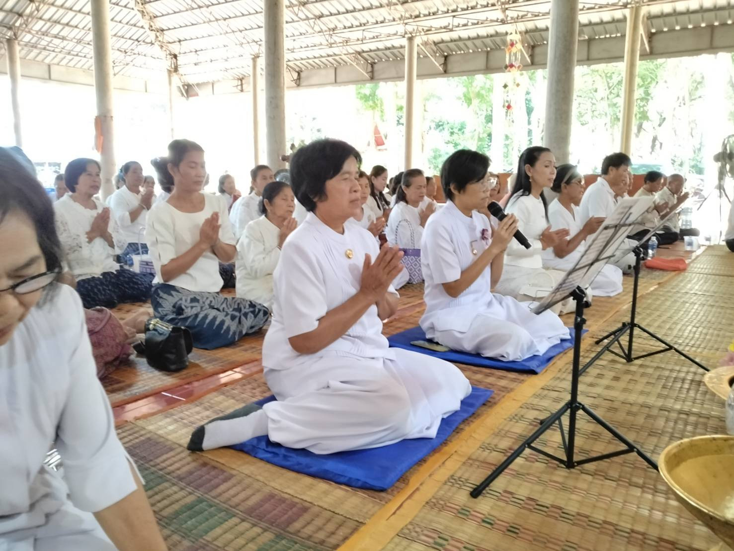ภาพร่วมพิธีกรรมวัดป่าธรรมชาติ