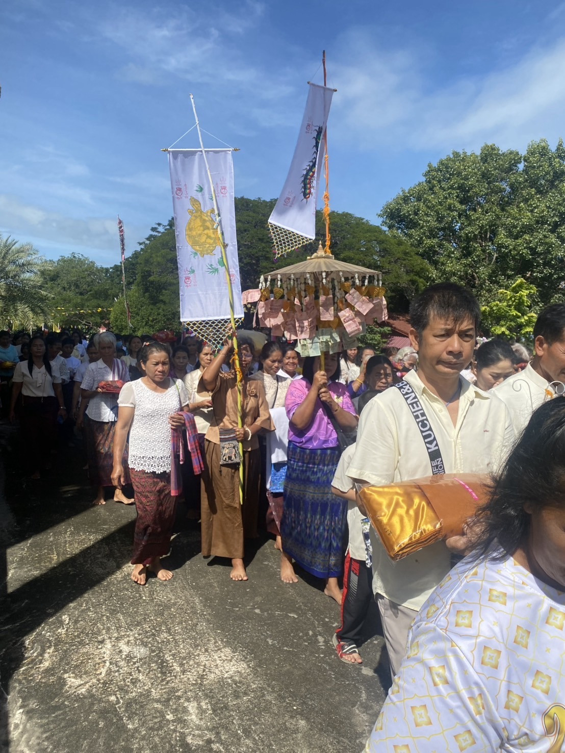 ภาพร่วมพิธีกรรมวัดโคกอารักษ์
