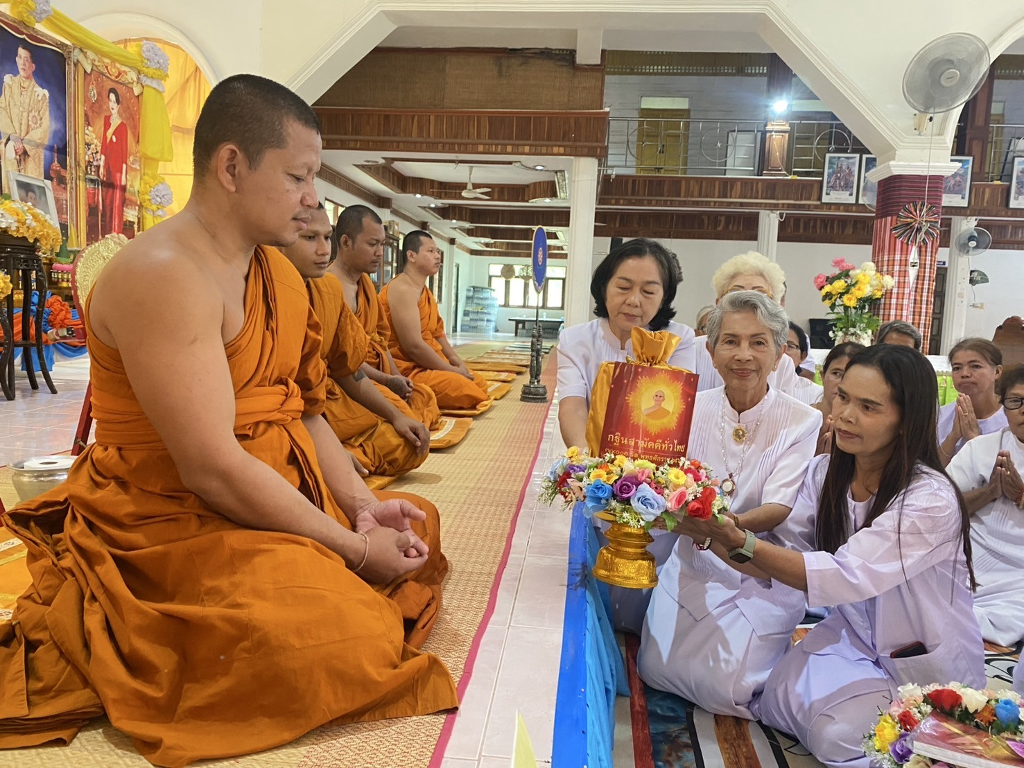 ภาพร่วมพิธีกรรมวัดอมรินทราวารี(อังกัญโพธิ์)