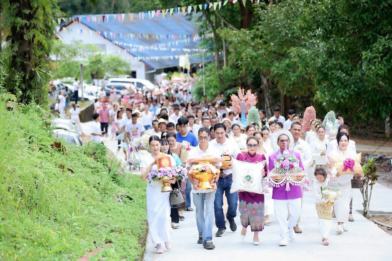 ภาพร่วมพิธีกรรมวัดบ้านทะเลหอย