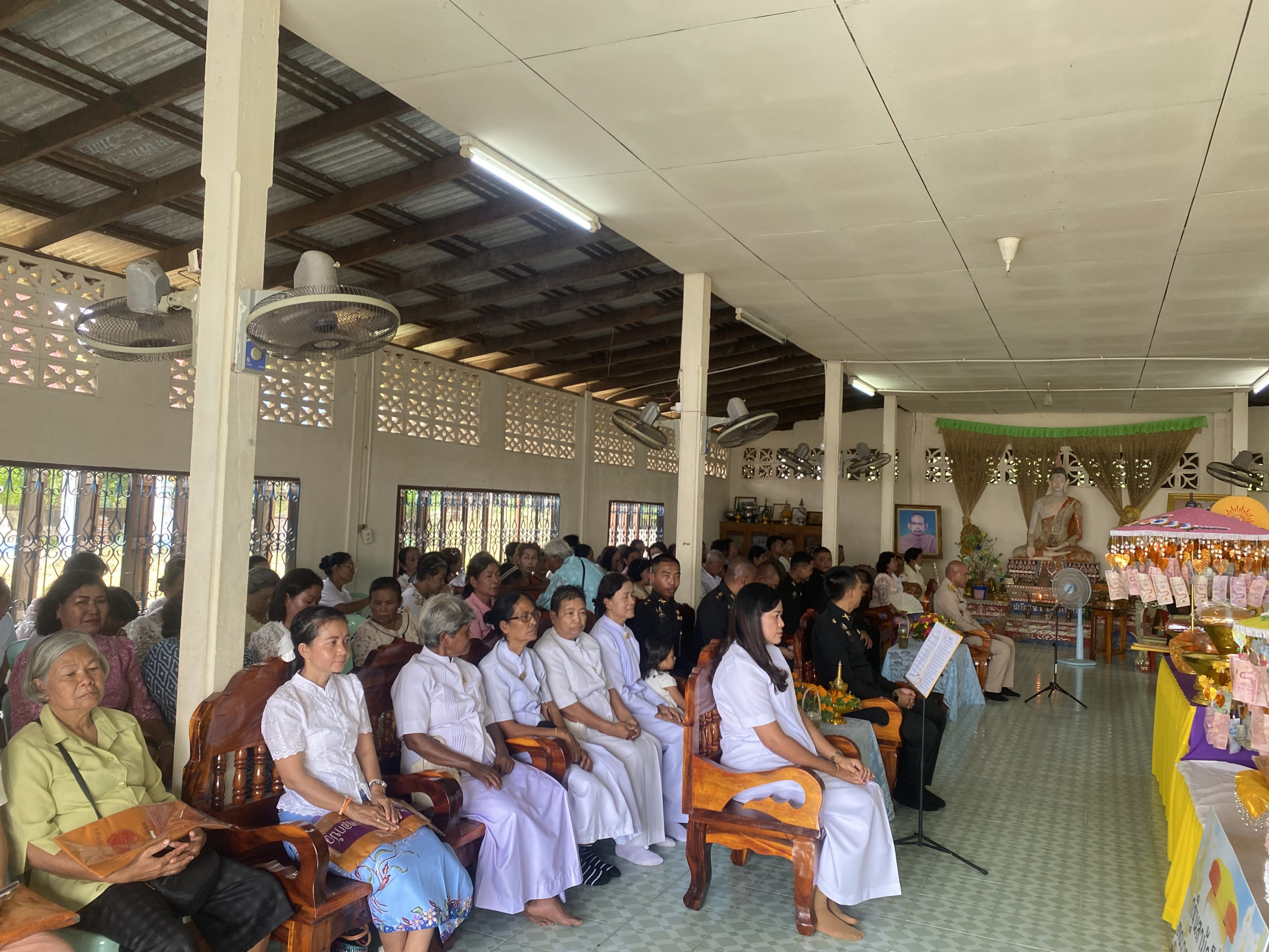 ภาพร่วมพิธีกรรมวัดบ้านลุ่ม