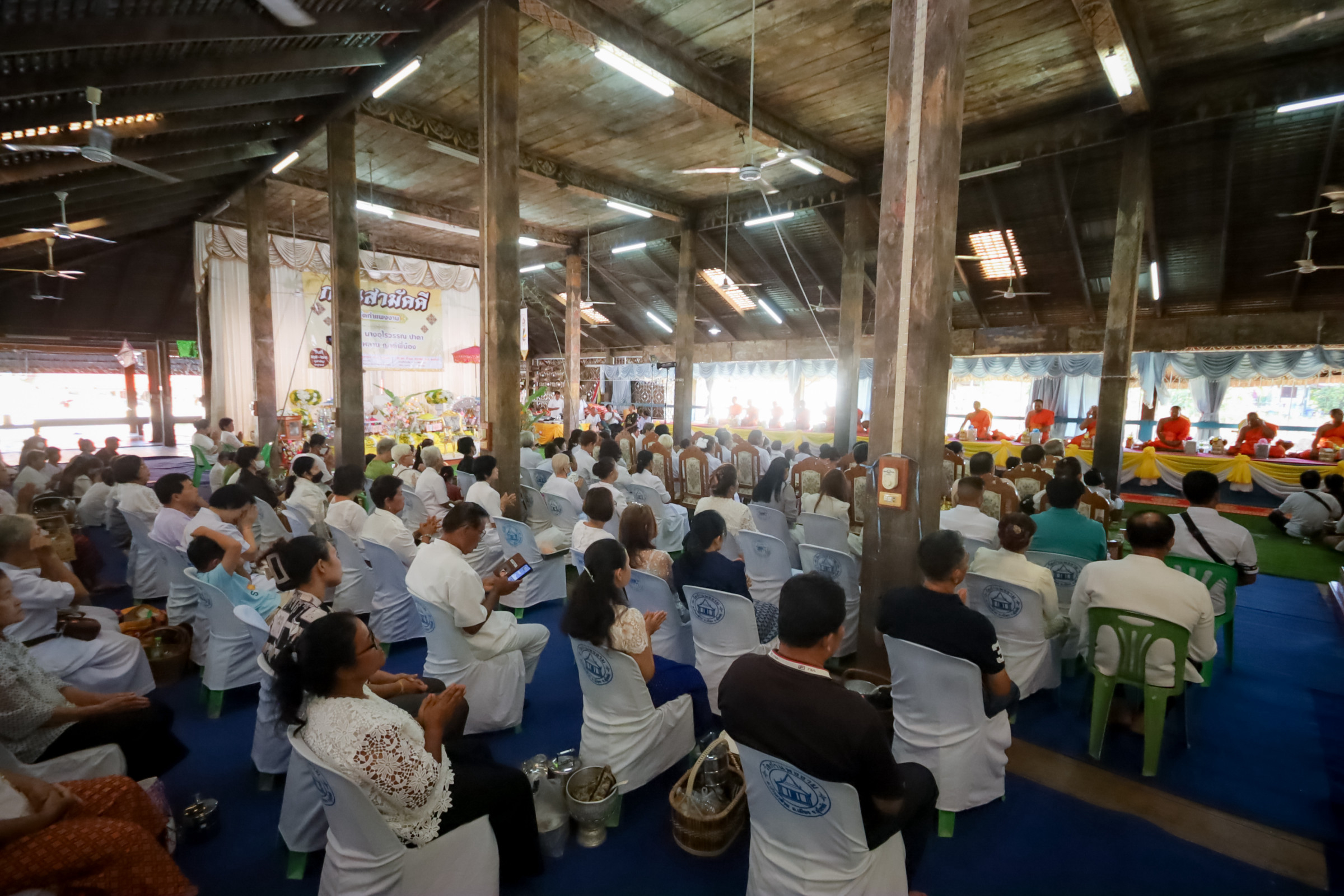 ภาพร่วมพิธีกรรมวัดกำแพงงาม