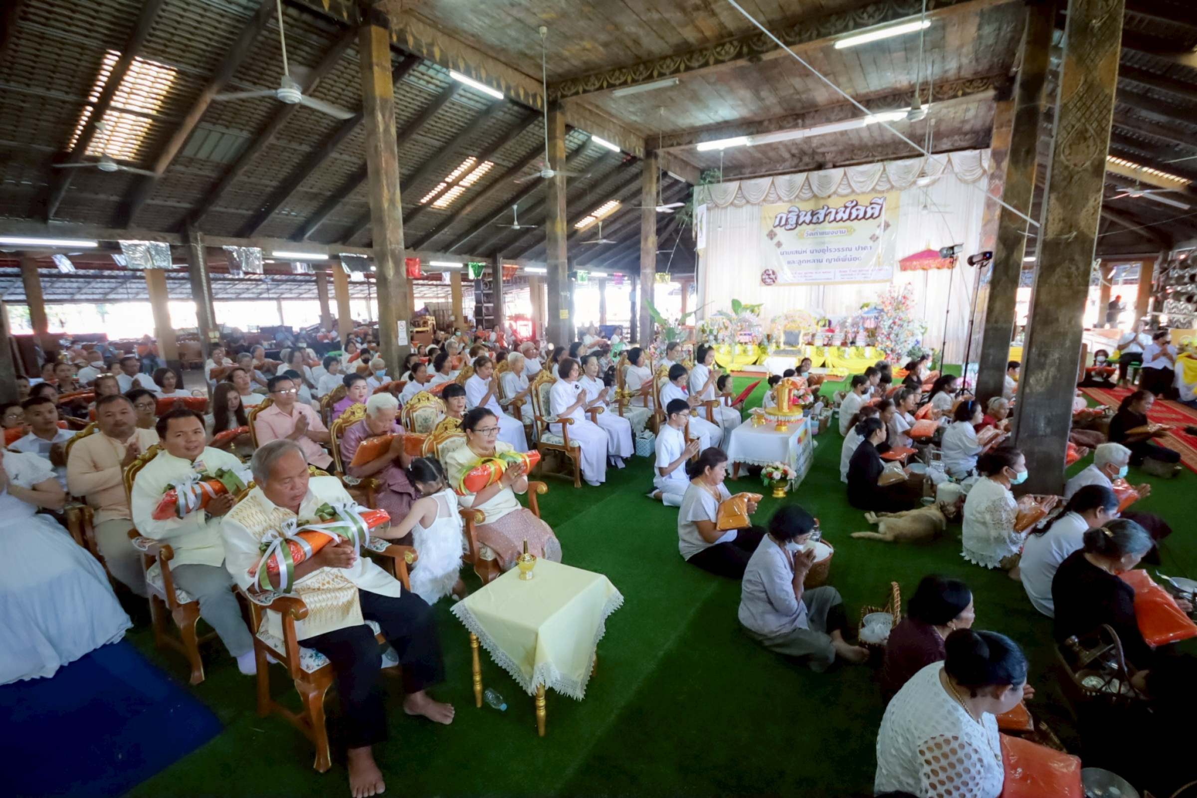 ภาพร่วมพิธีกรรมวัดกำแพงงาม