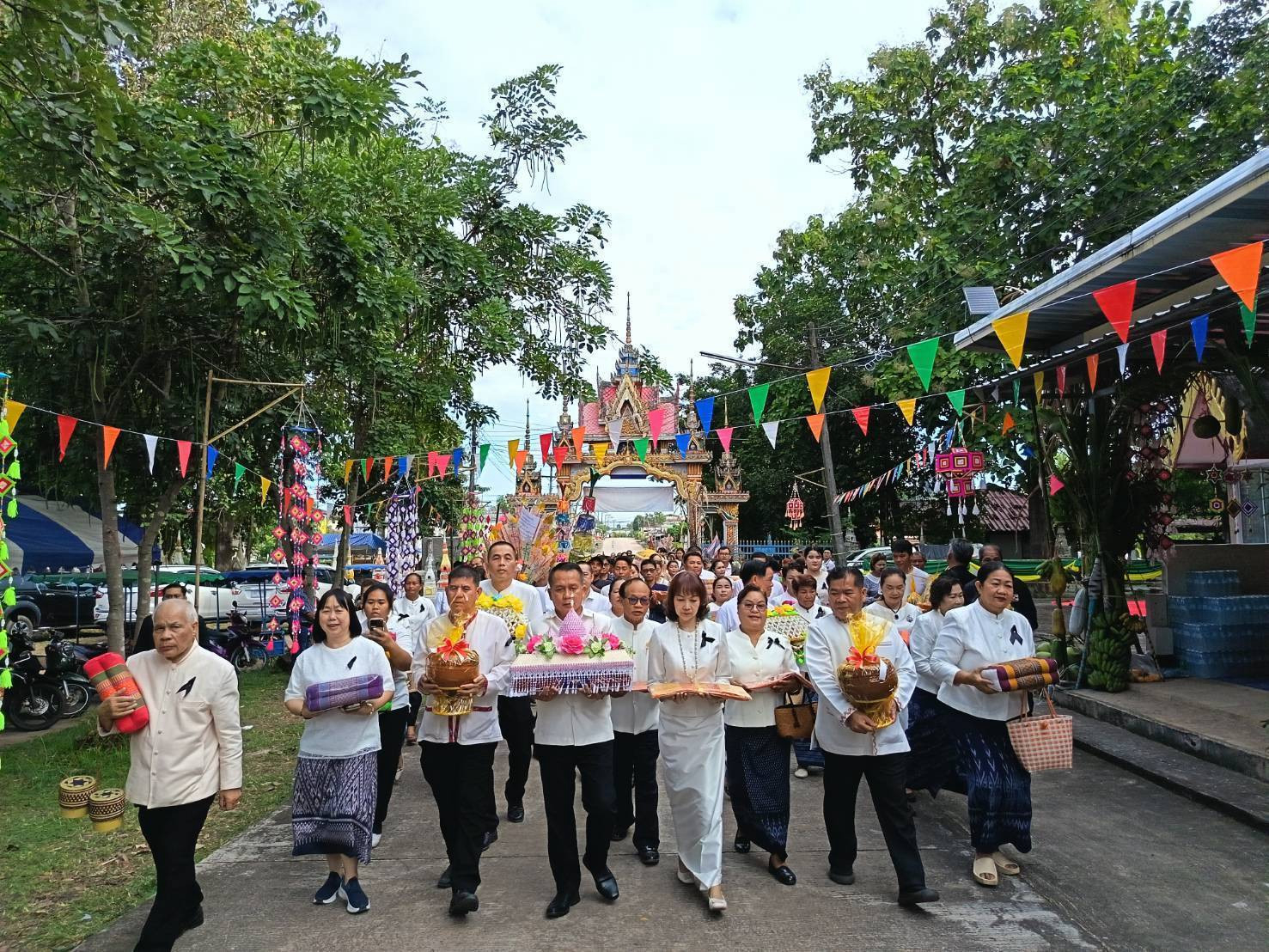ภาพร่วมพิธีกรรมวัดวิสุทธาวาส