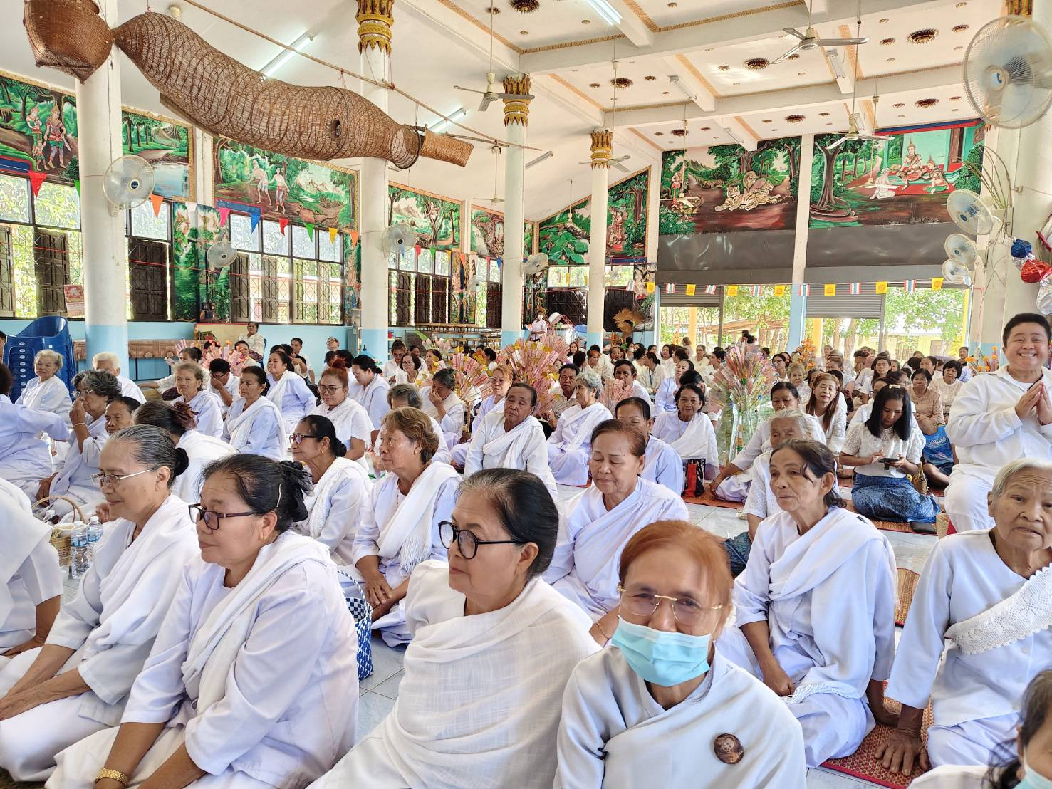 ภาพร่วมพิธีกรรมวัดศรีบุญเรือง