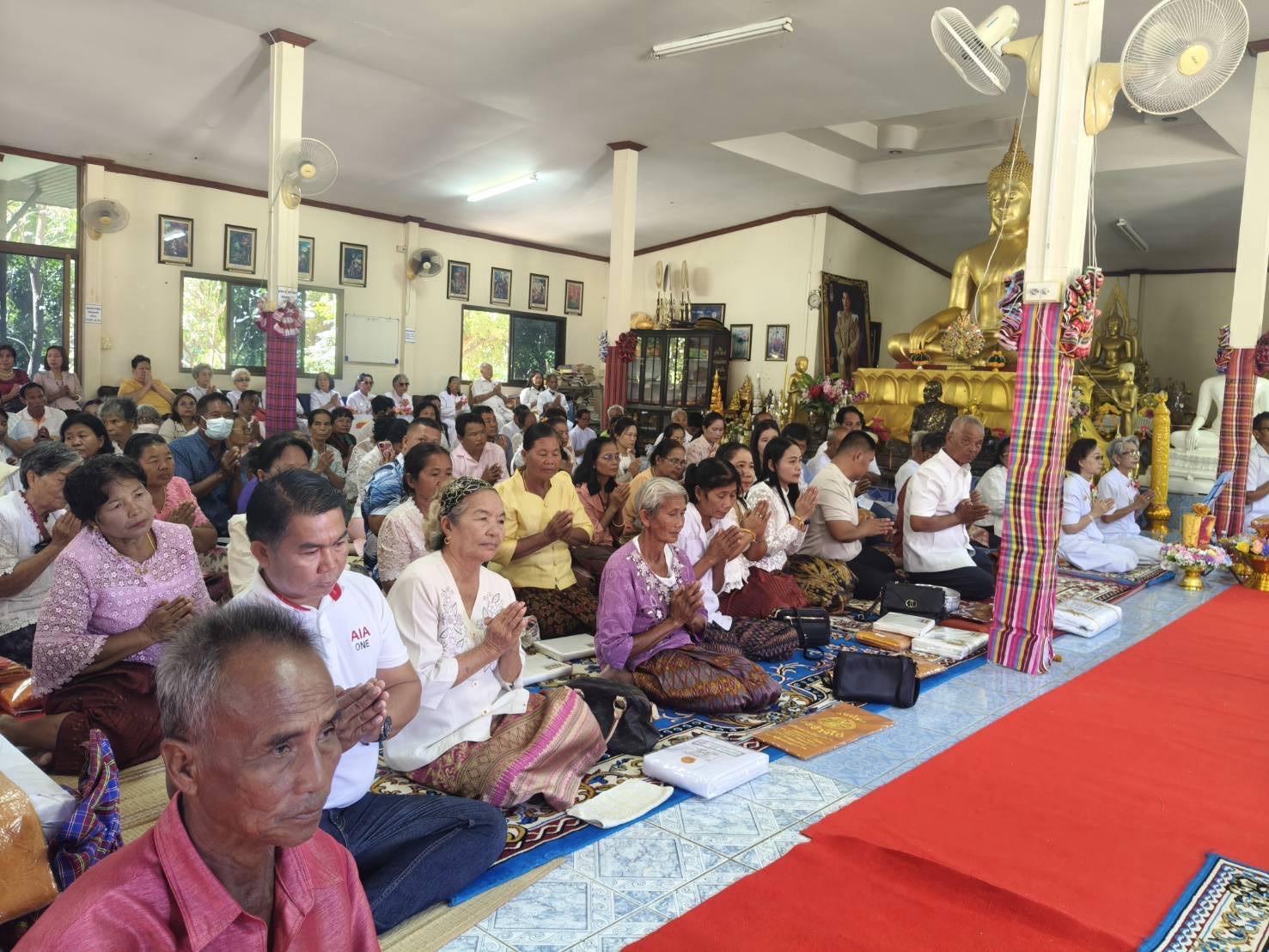 ภาพร่วมพิธีกรรมวัดป่าชุมพลบุรี