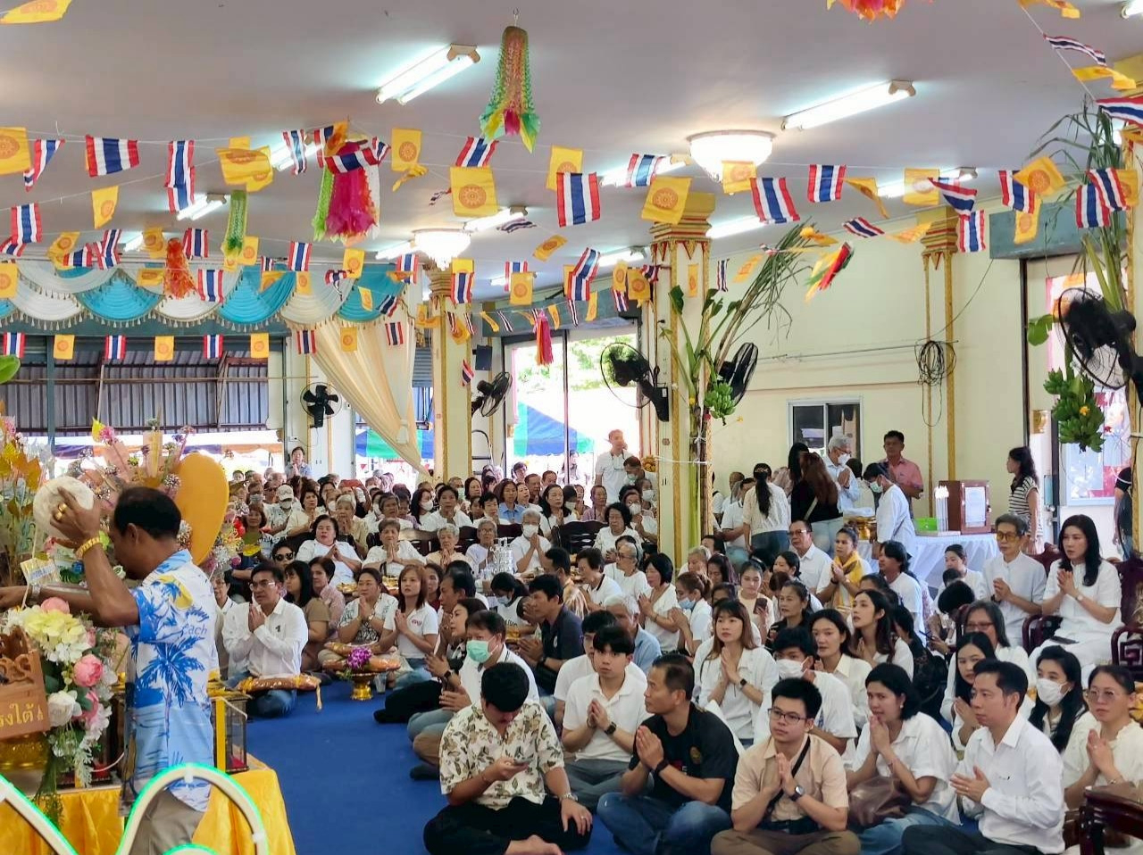 ภาพร่วมพิธีกรรมวัดสำโรงใต้