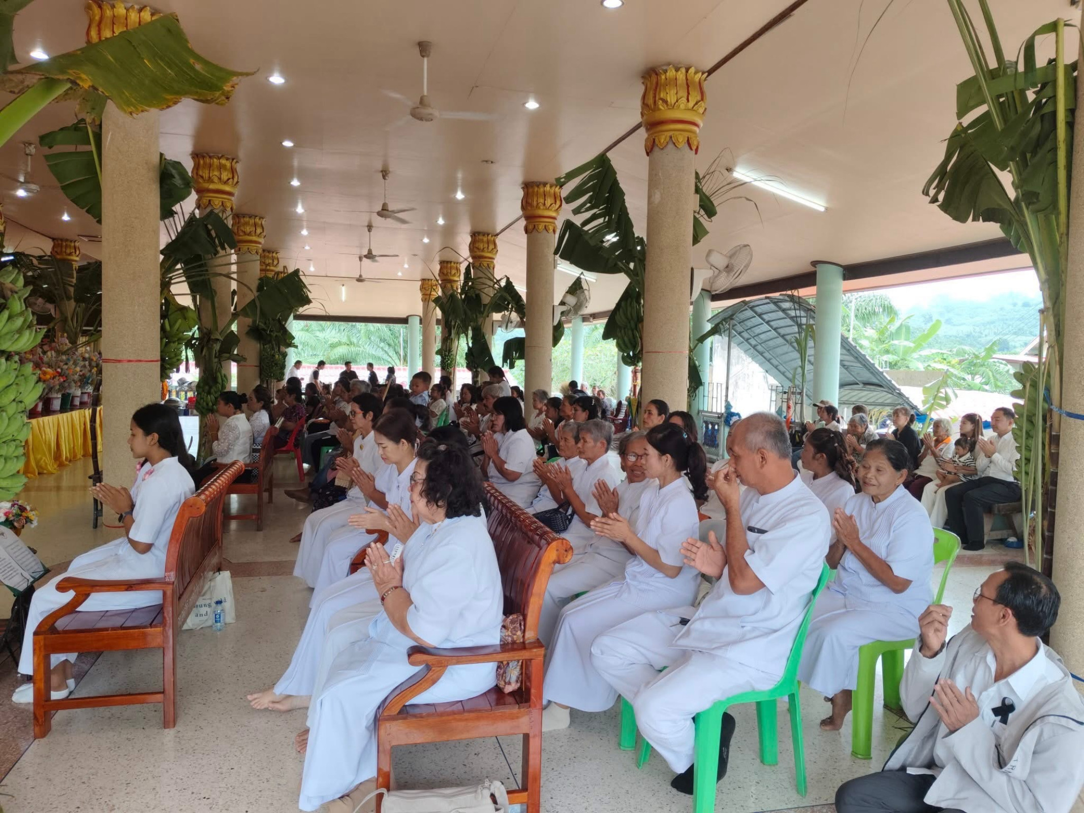 ภาพร่วมพิธีกรรมวัดบางเจริญ