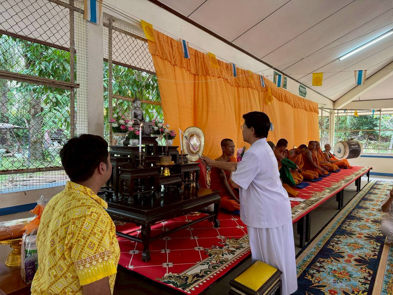 ภาพร่วมพิธีกรรมวัดไตรรัตนากร