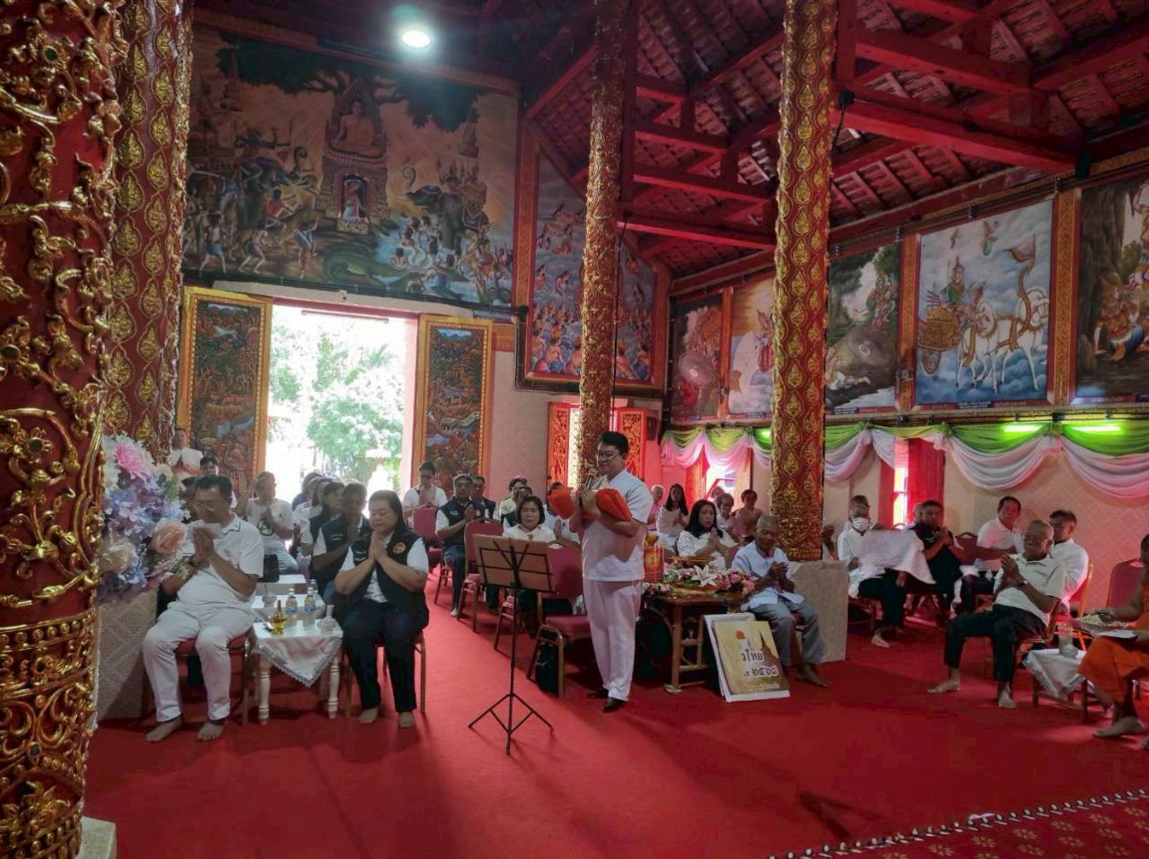 ภาพร่วมพิธีกรรมวัดรังษีสุทธาวาส