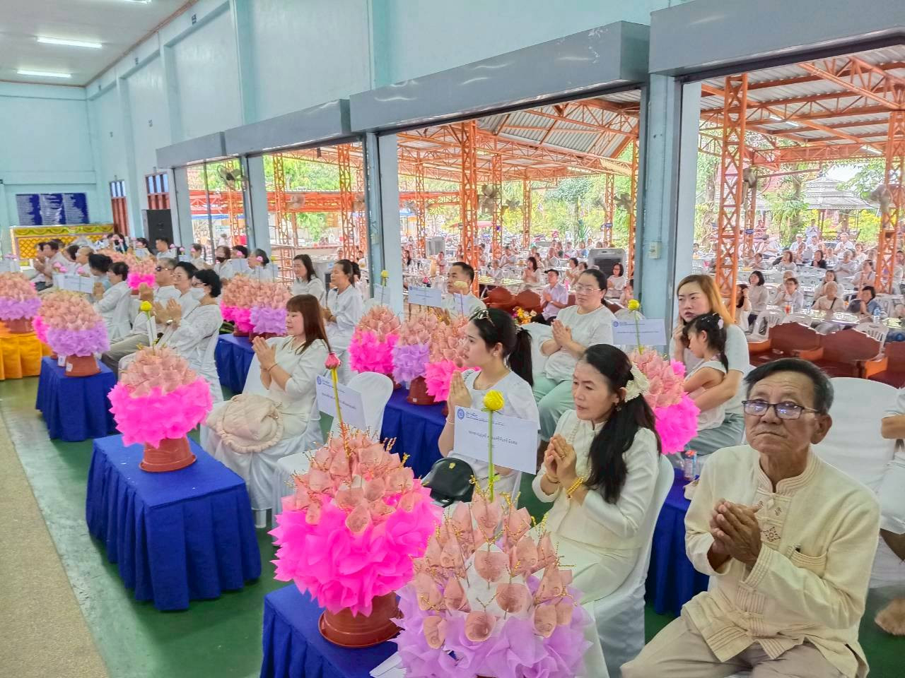 ภาพร่วมพิธีกรรมวัดป่าเหมือด