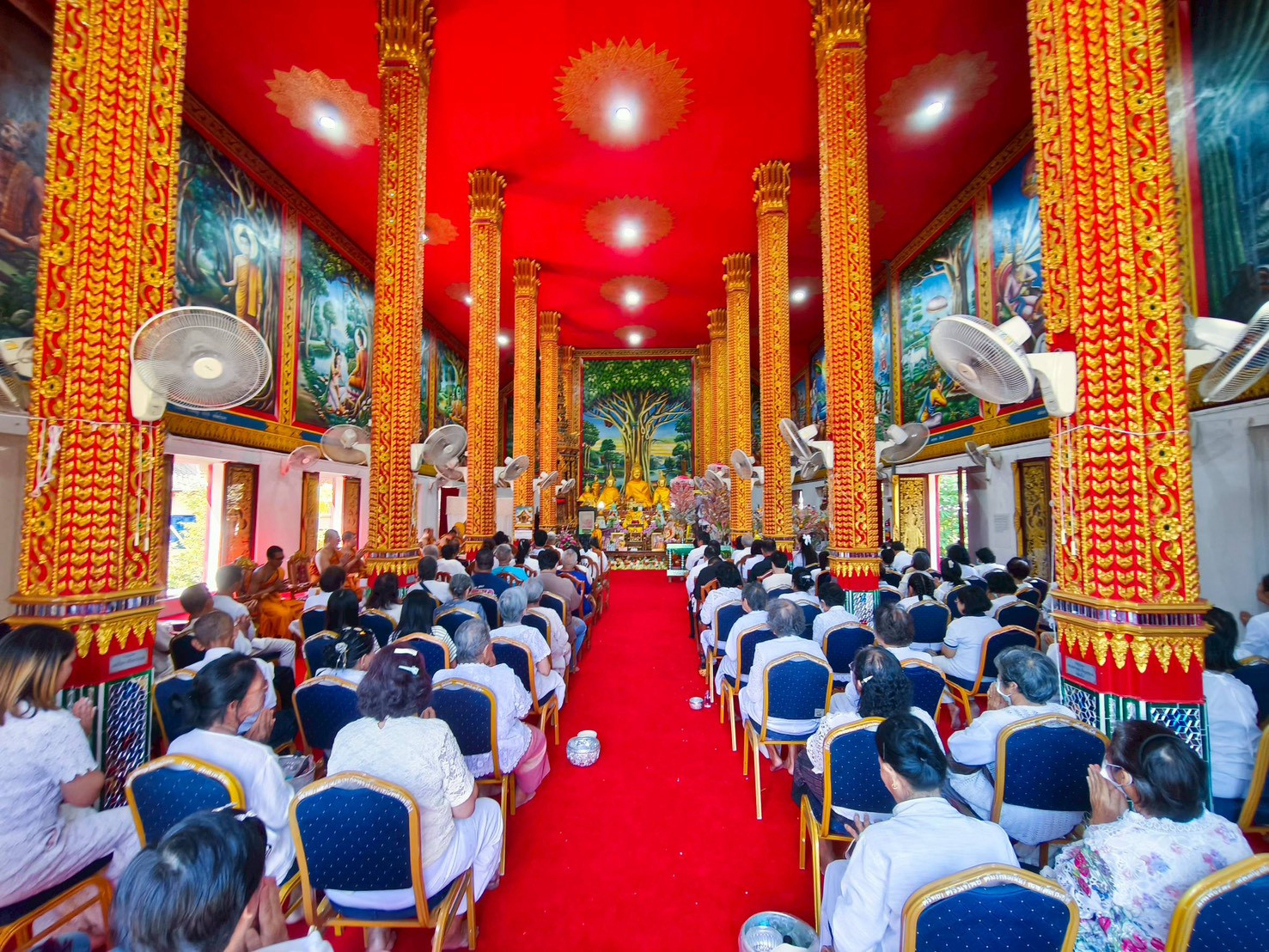 ภาพร่วมพิธีกรรมวัดล่ามช้าง