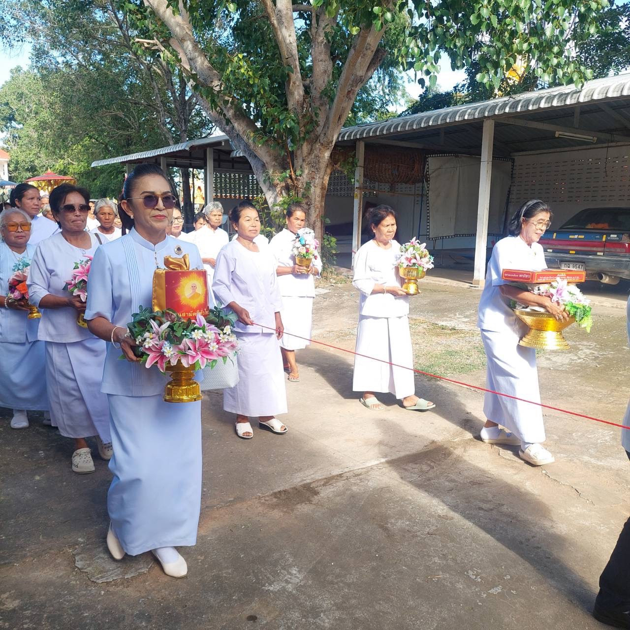 ภาพร่วมพิธีกรรมวัดเฝือแฝง