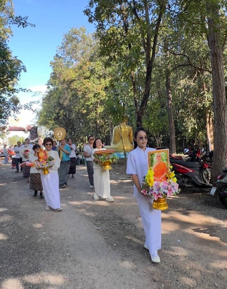 ภาพร่วมขบวนกฐินวัดศิริธรรมหนองกุง