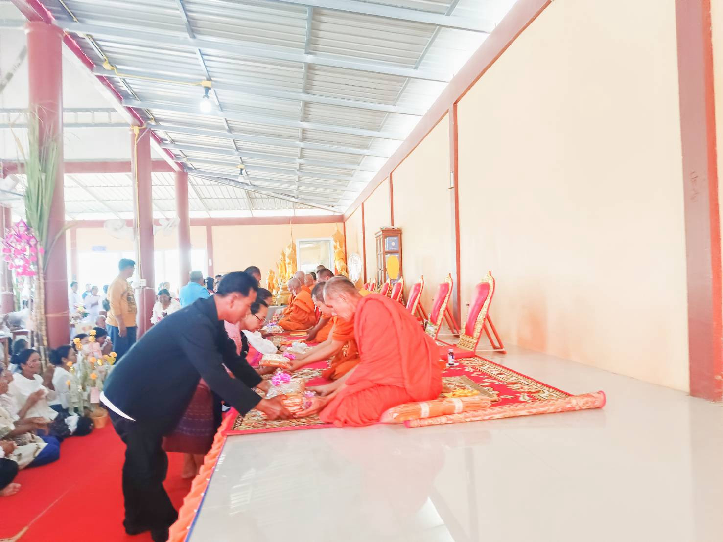 ภาพร่วมพิธีกรรมวัดโนนตลาดกี่