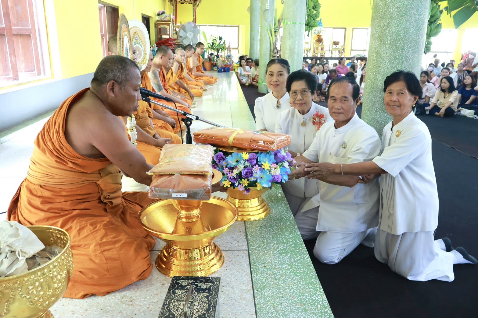 ภาพร่วมพิธีกรรมวัดท่าเสา