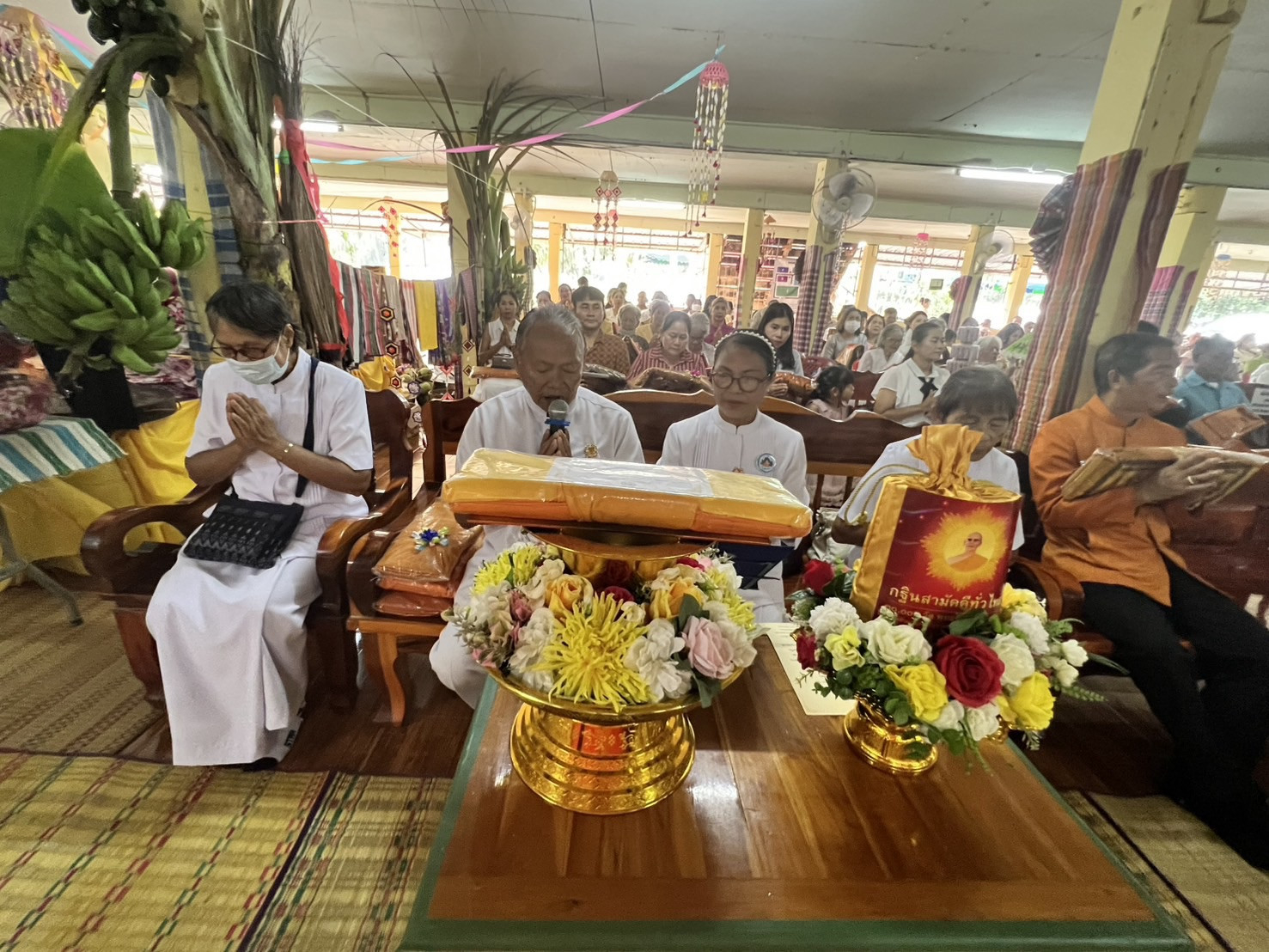 ภาพร่วมพิธีกรรมวัดสุมังคลาราม