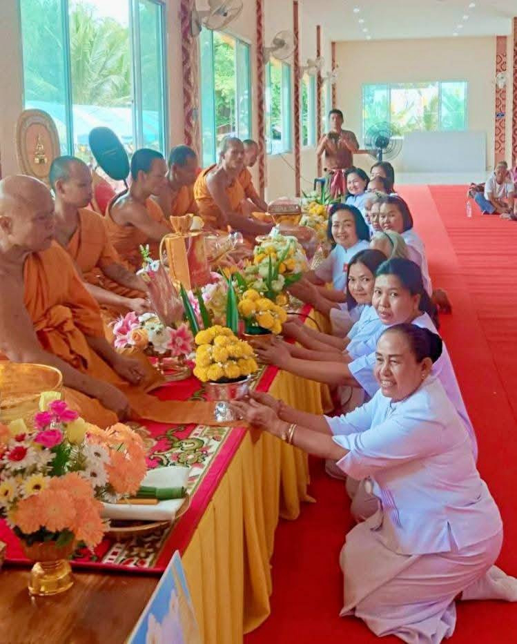 ภาพร่วมพิธีกรรมวัดหัวถนน