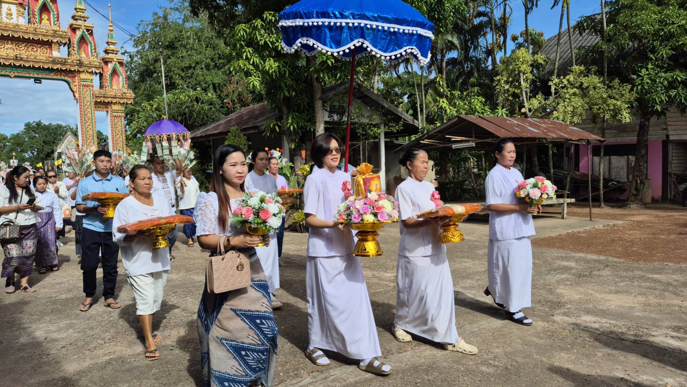 ภาพร่วมพิธีกรรมวัดศรีชุมพล