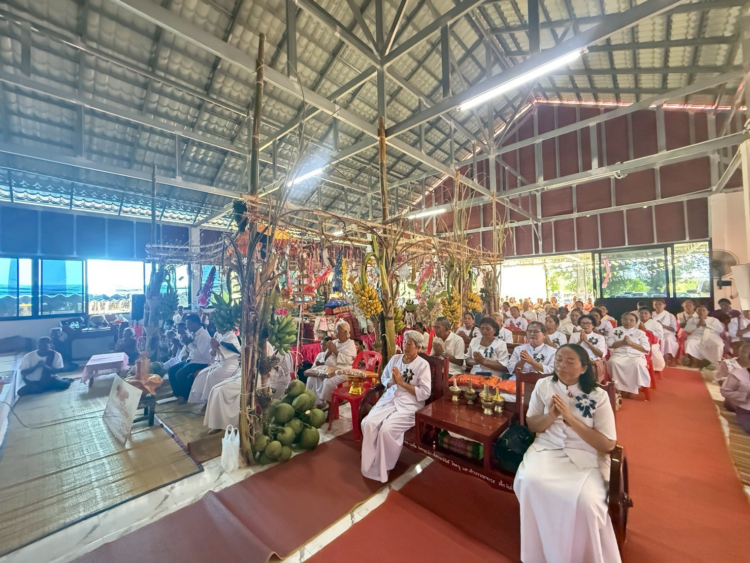 ภาพร่วมพิธีกรรมวัดตาคงศรีบูรพาราม