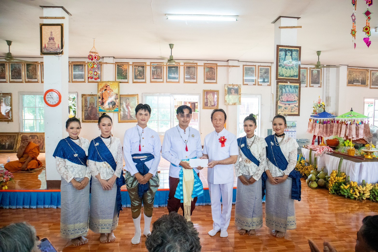 ภาพร่วมพิธีกรรมที่พักสงฆ์ธาตุเจริญ