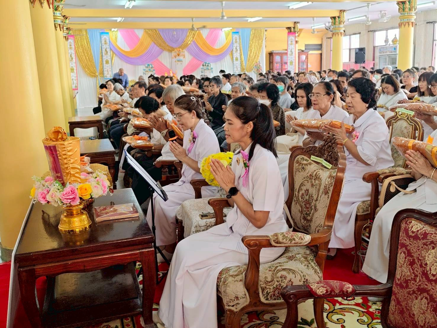 ภาพกล่าวคำถวายกฐินวัดราษฎร์บูรณะ